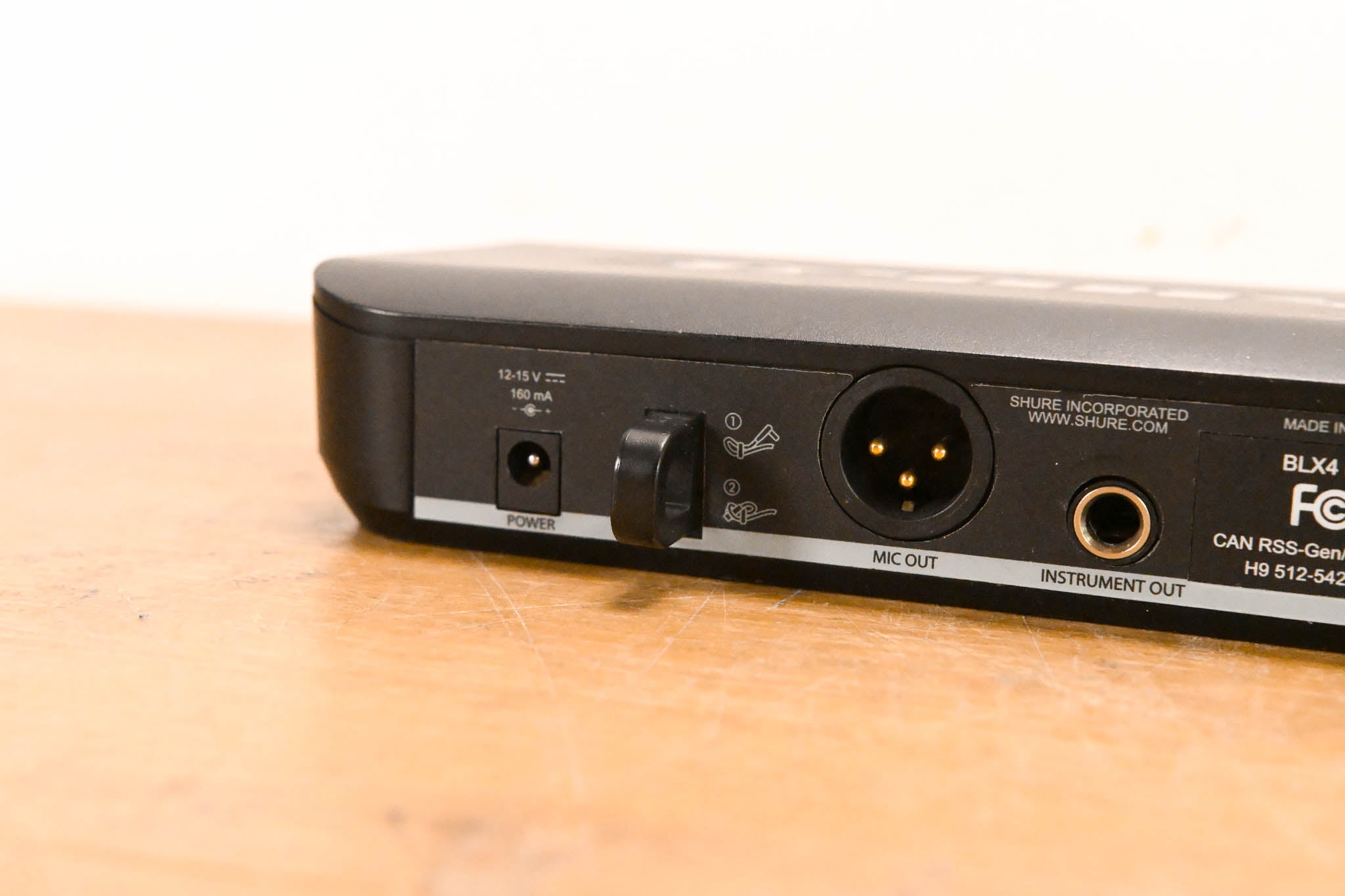 Shure BLX24/PG58 Handheld Wireless System - H9 Band (NO POWER SUPPLY)