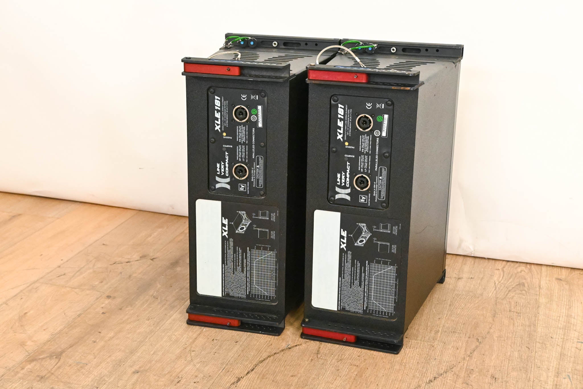 Electro-Voice (EV) XLE181 8" 2-Way Passive Line Array Speaker (PAIR)