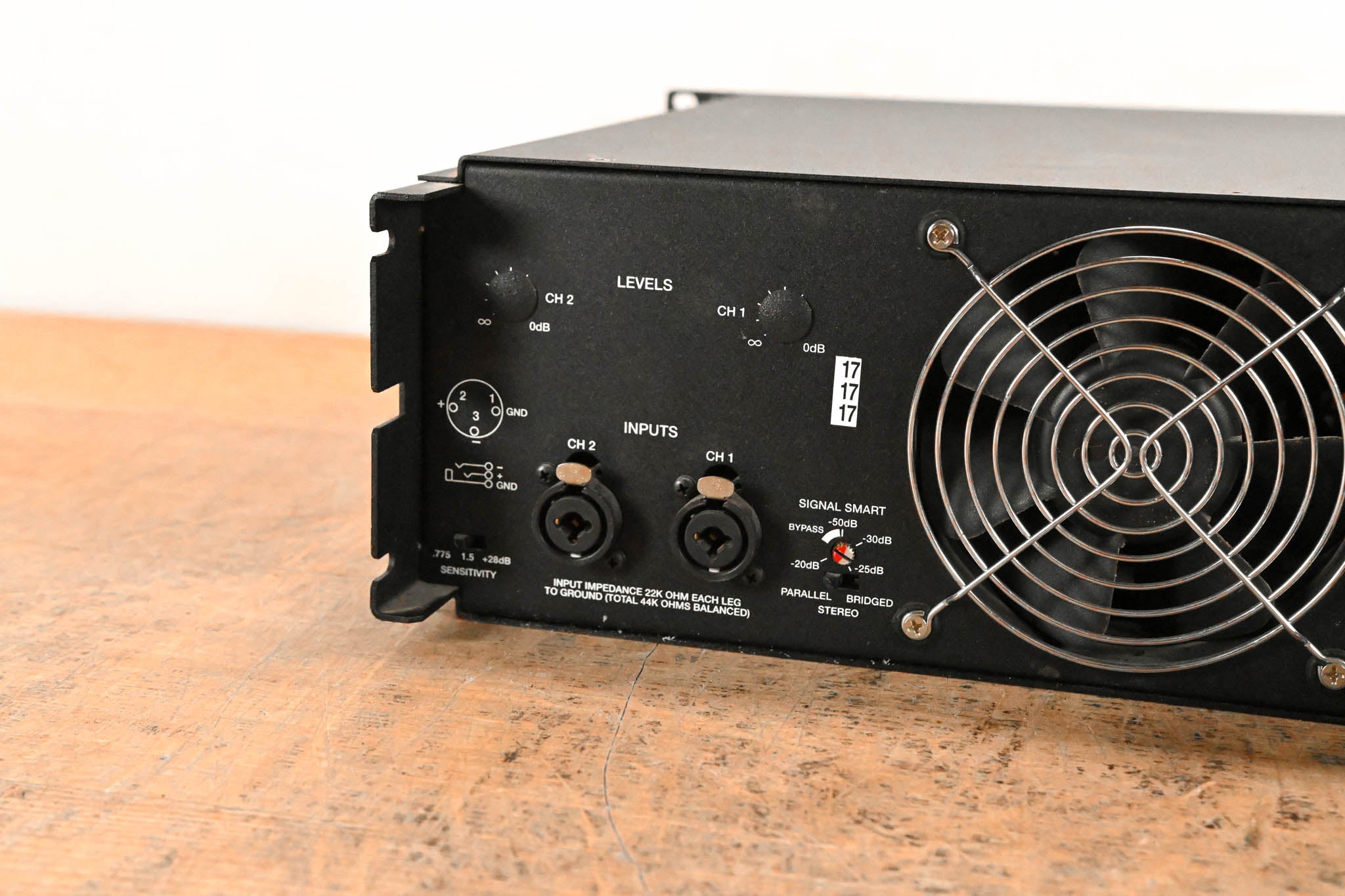 Carver PX1450 2-Channel Power Amplifier