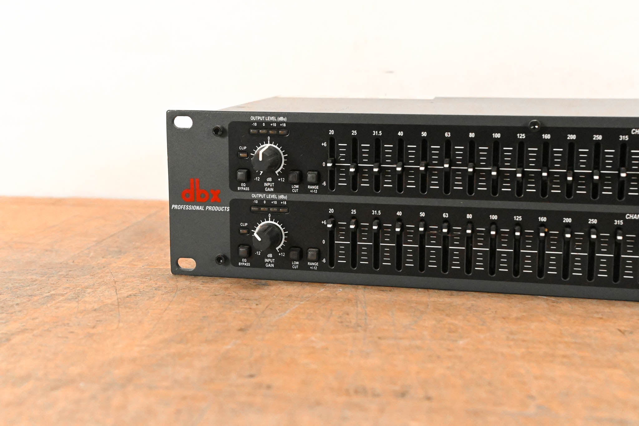 dbx 231 Dual-Channel 31-Band Graphic Equalizer