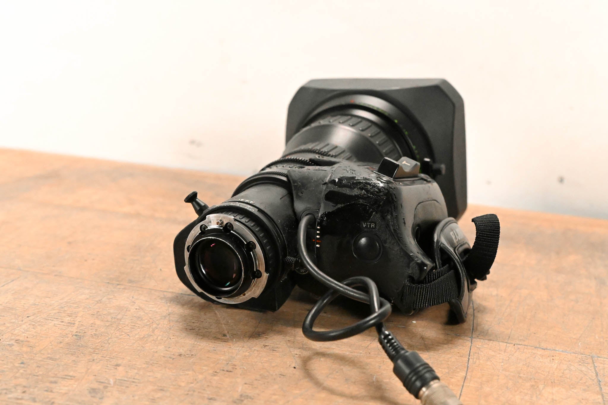 Fujinon A20x8BEVM-28 20x Zoom 2/3" ENG Broadcast Lens 1:1.7/8-160mm