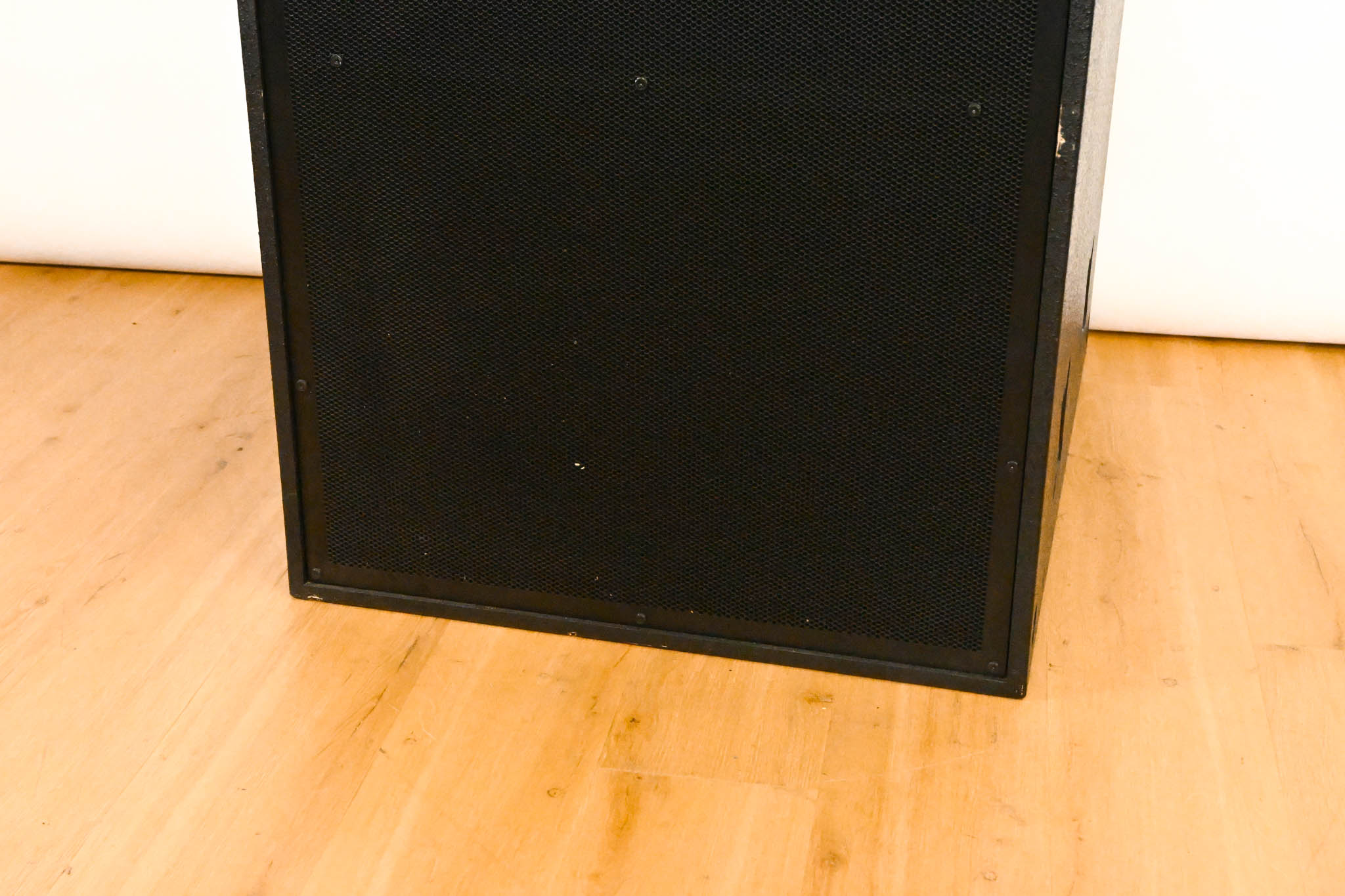 Tannoy VSX215B Dual 15" Passive Subwoofer