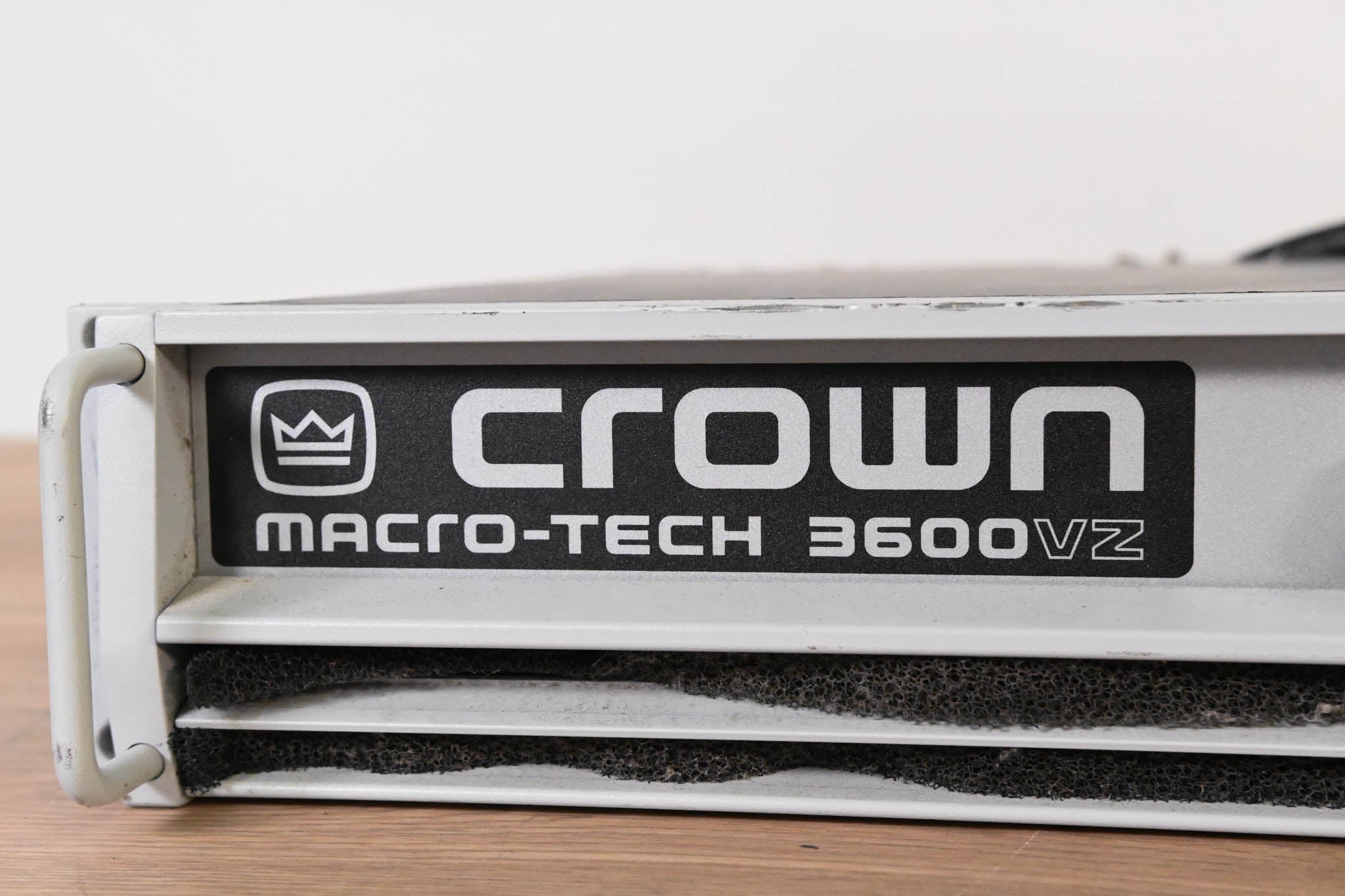 Crown Macro-Tech 3600VZ 2-Channel Power Amplifier