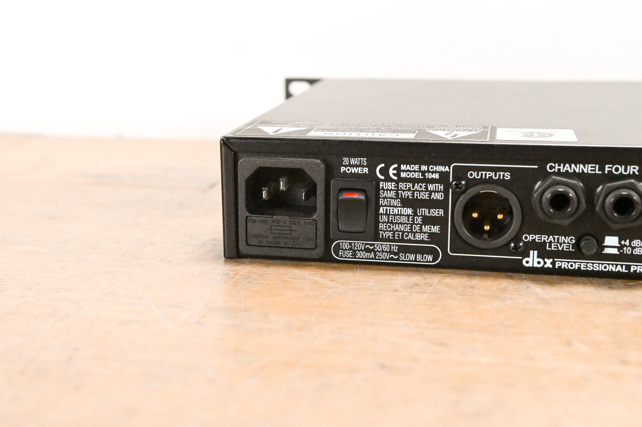 dbx 1046 Quad Compressor/Limiter