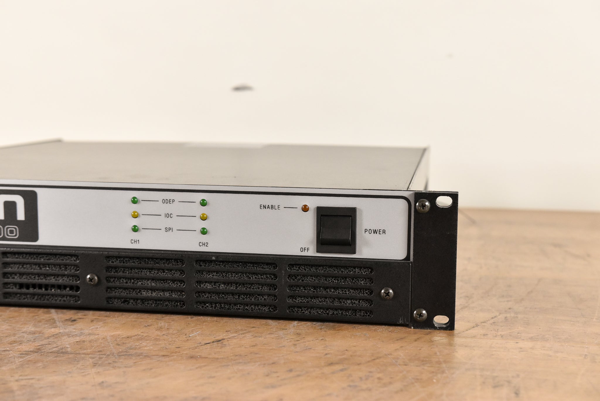 Crown Com-Tech 400 Two-Channel Power Amplifier