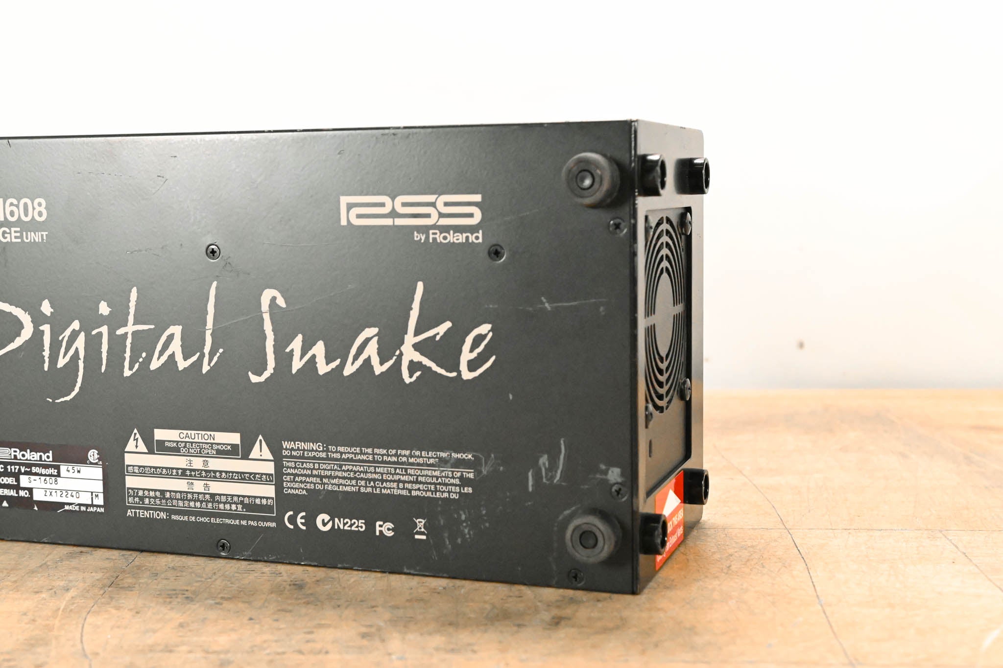 Roland S-1608 16 x 8 Stage Unit