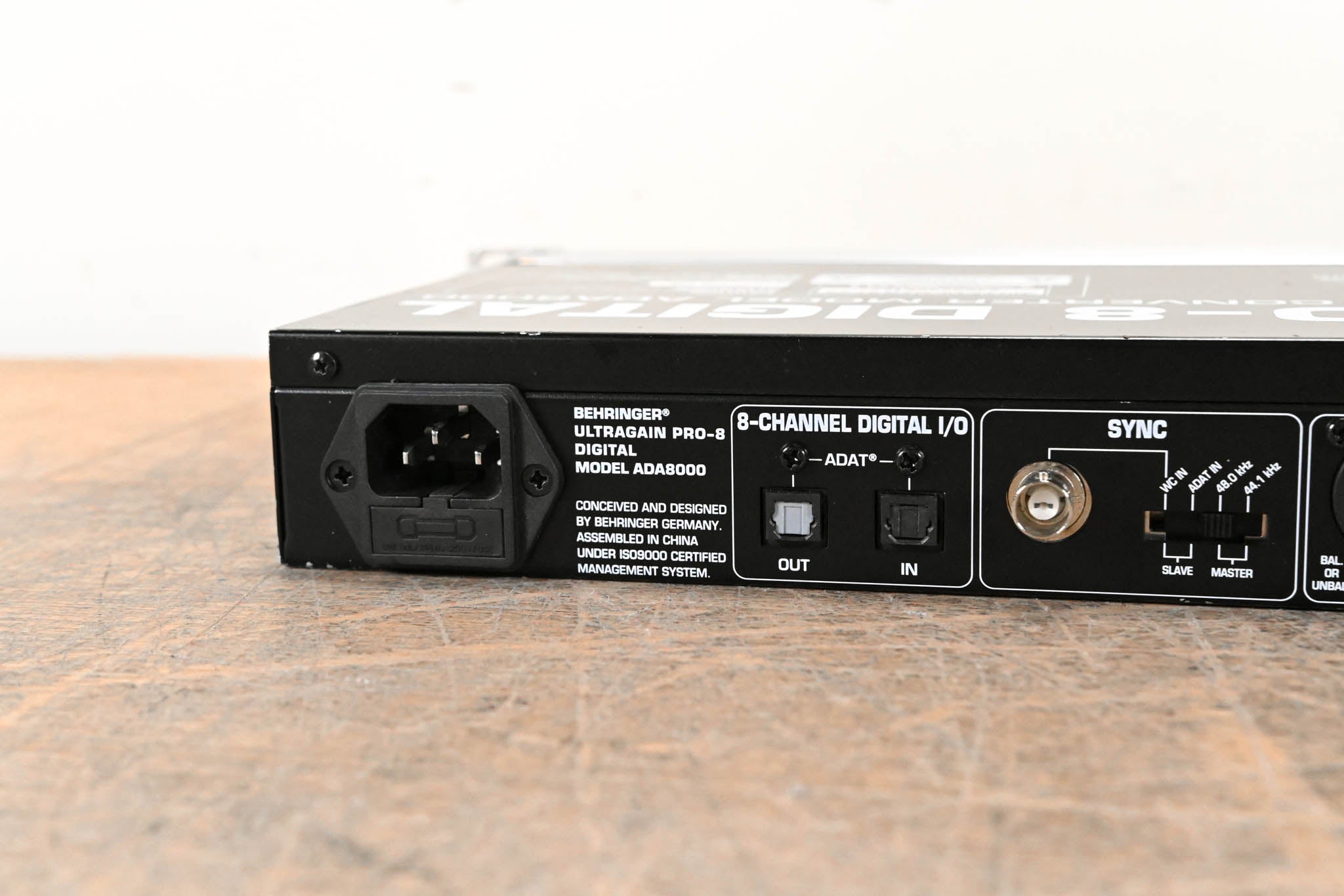 Behringer ADA8000 ULTRAGAIN PRO-8 8-Channel Mic Preamp/Converter