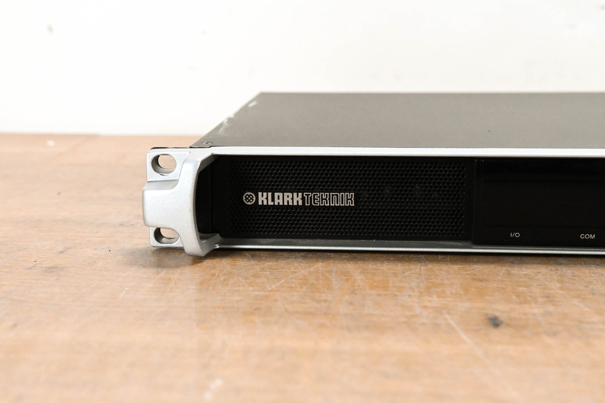 Klark Teknik DM8000 Advanced DIgital Audio Processor