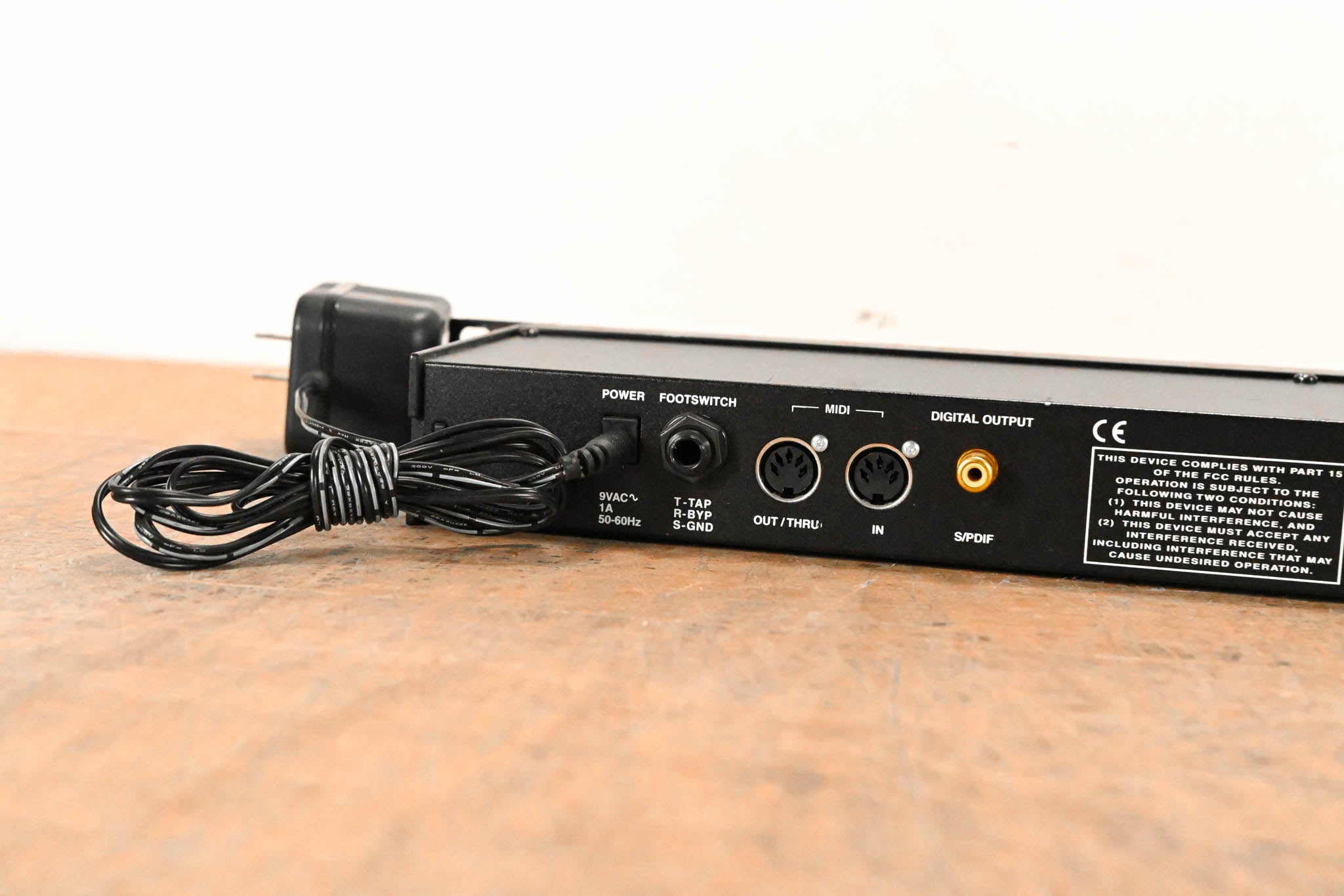 Lexicon MPX 100 Dual-Channel Effects Processor