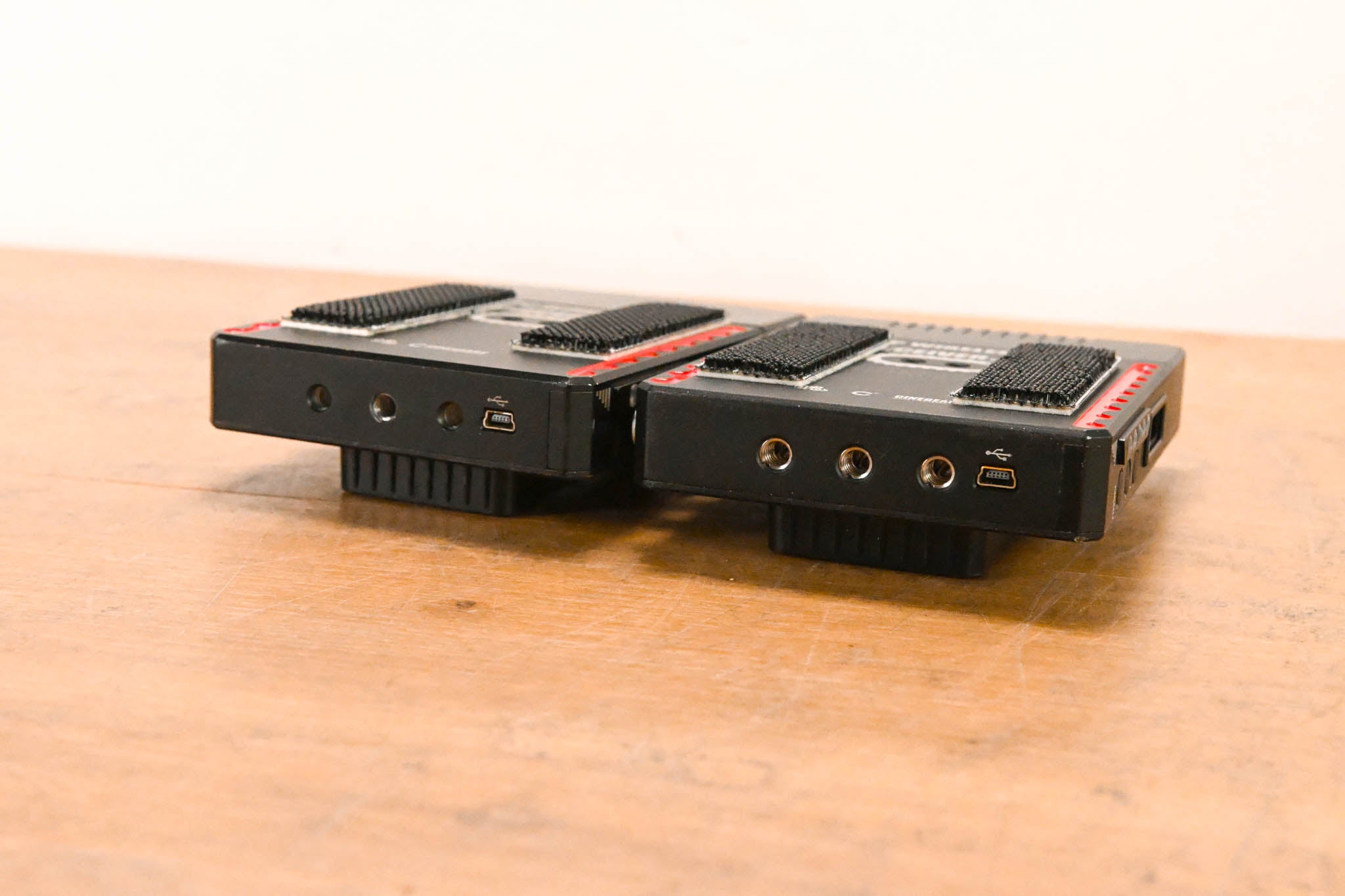 CINEGEARS Ghost-Eye 600MP v2 Wireless Video Transmission Kit w/ two RX
