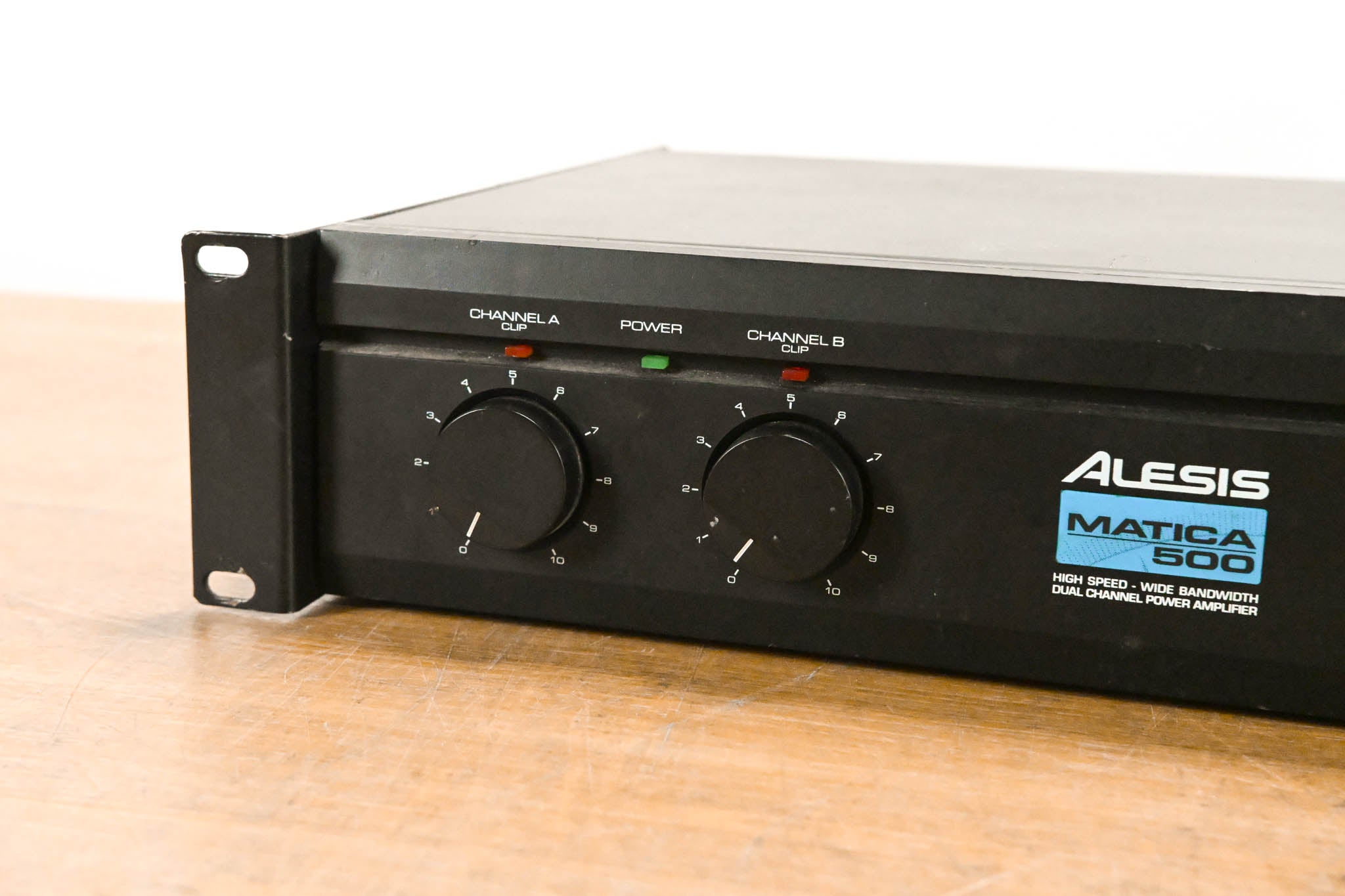 Alesis Matica 500 Dual-Channel Power Amplifier
