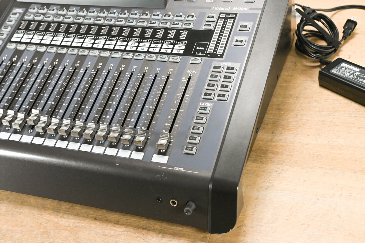 Roland M-200i 32-Channel Live Digital V-Mixer Console