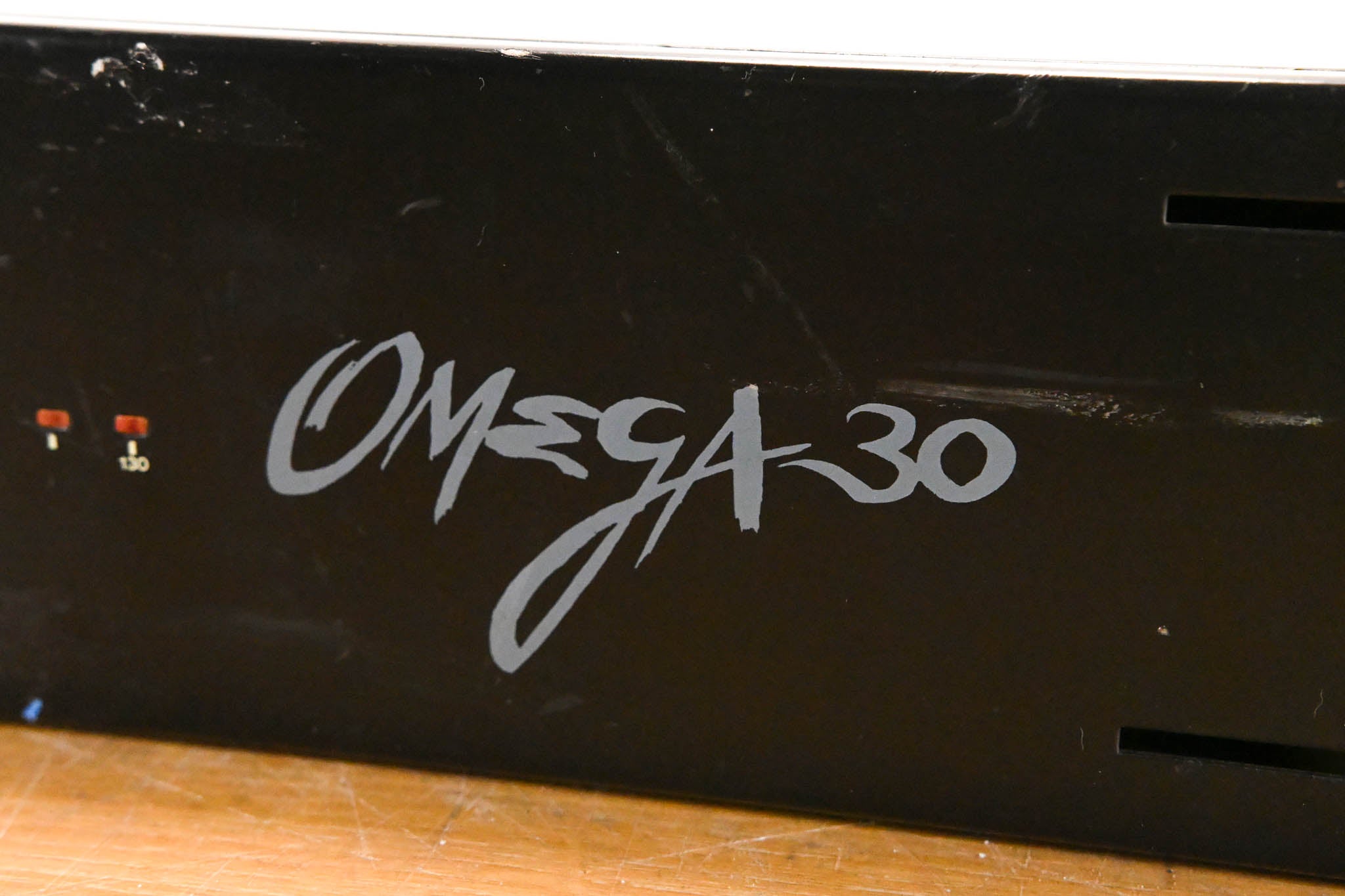 Juice Goose Omega 30 2U 30-Amp Rackmount Power Distribution Unit