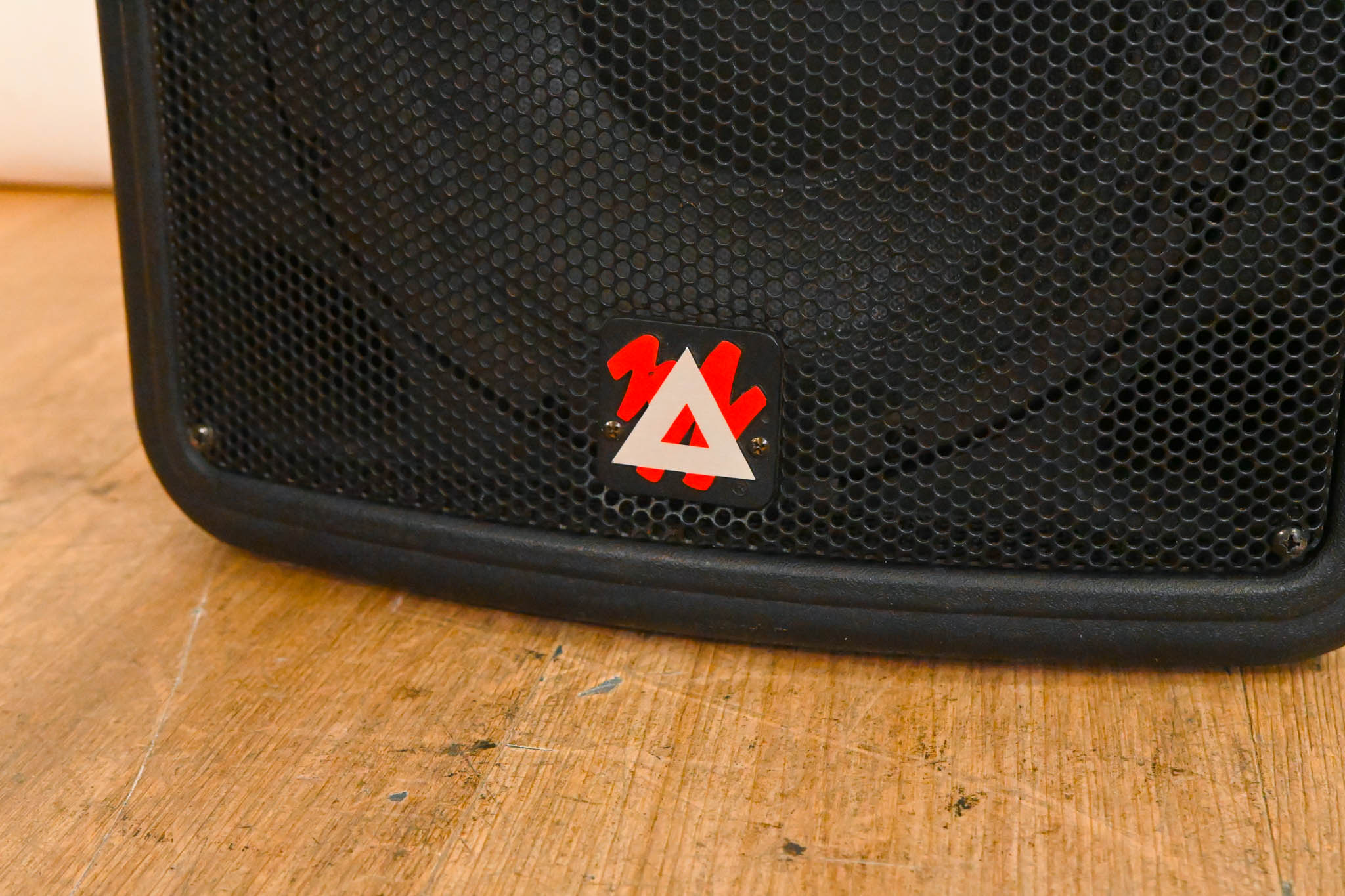 Peavey Impulse 100p 10" Bi-Amplified PA Speaker