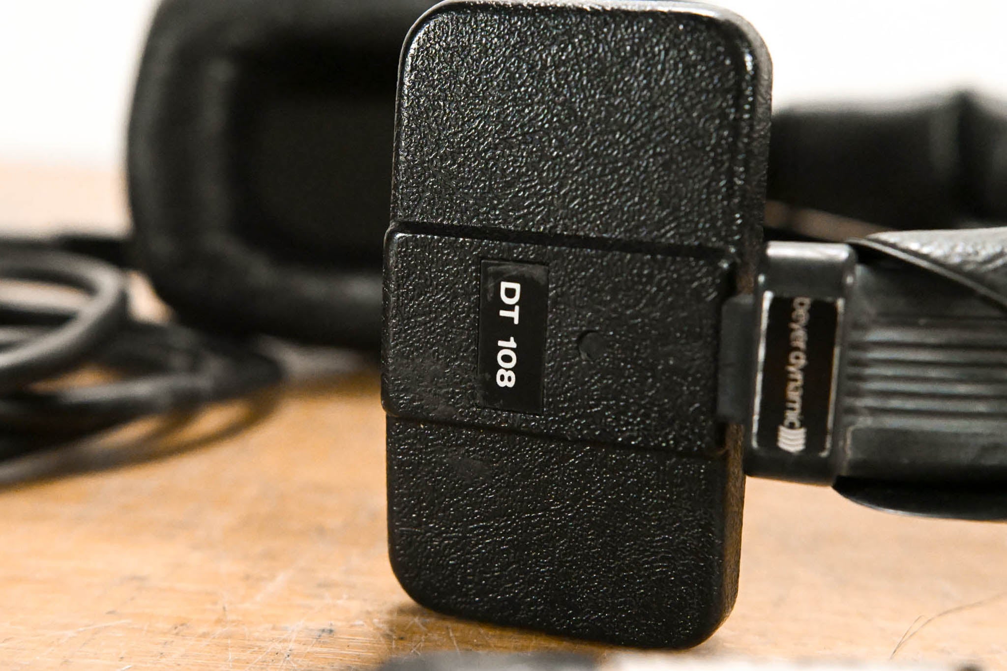 Beyerdynamic DT 108 Single-Ear Headset with Dynamic Microphone