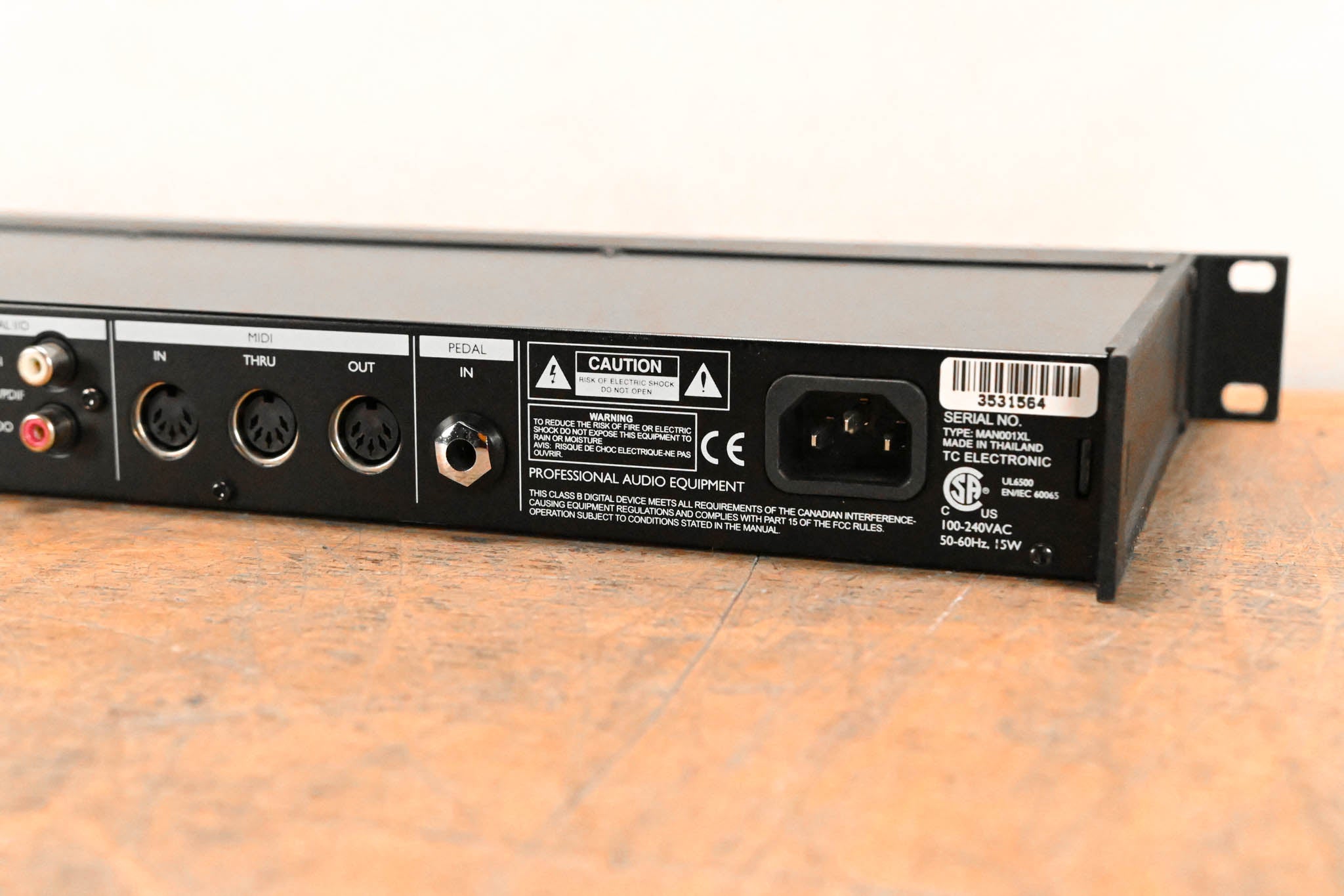 TC Electronic M-ONE XL Dual-Engine Effects Processor