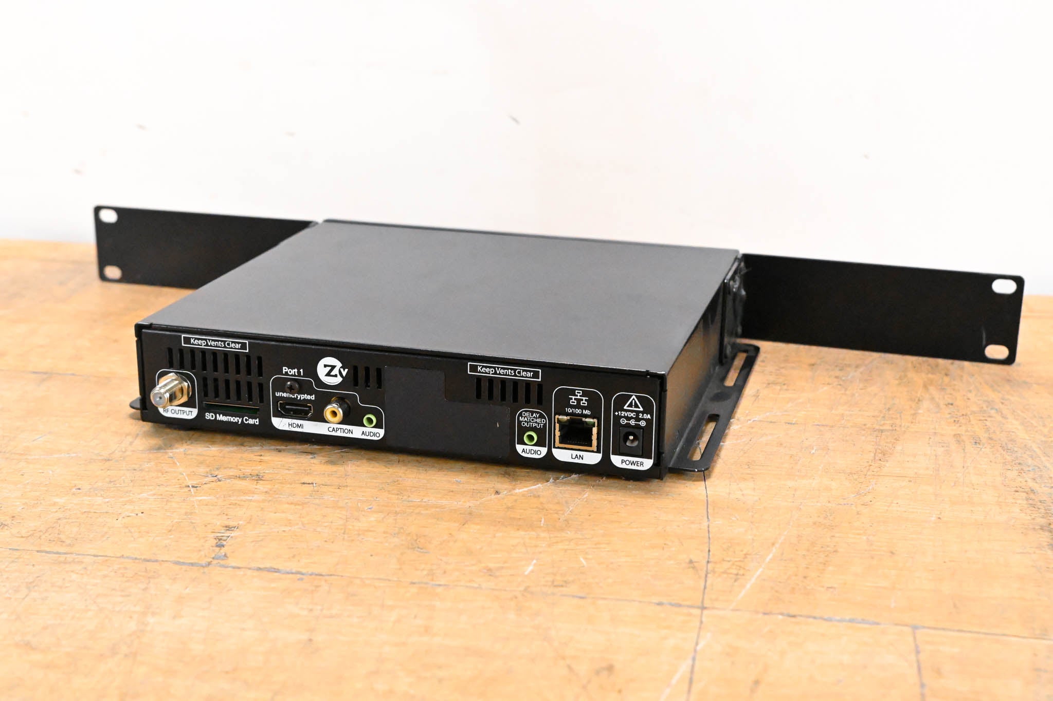 ZeeVee ZvPro810-NA HDMI Encoder / QAM Modulator (NO POWER SUPPLY)
