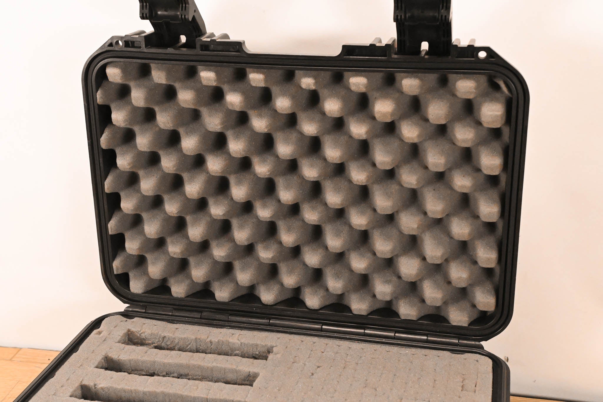 SKB Case with Foam - Interior Dimensions: 16" x 10" x 5"