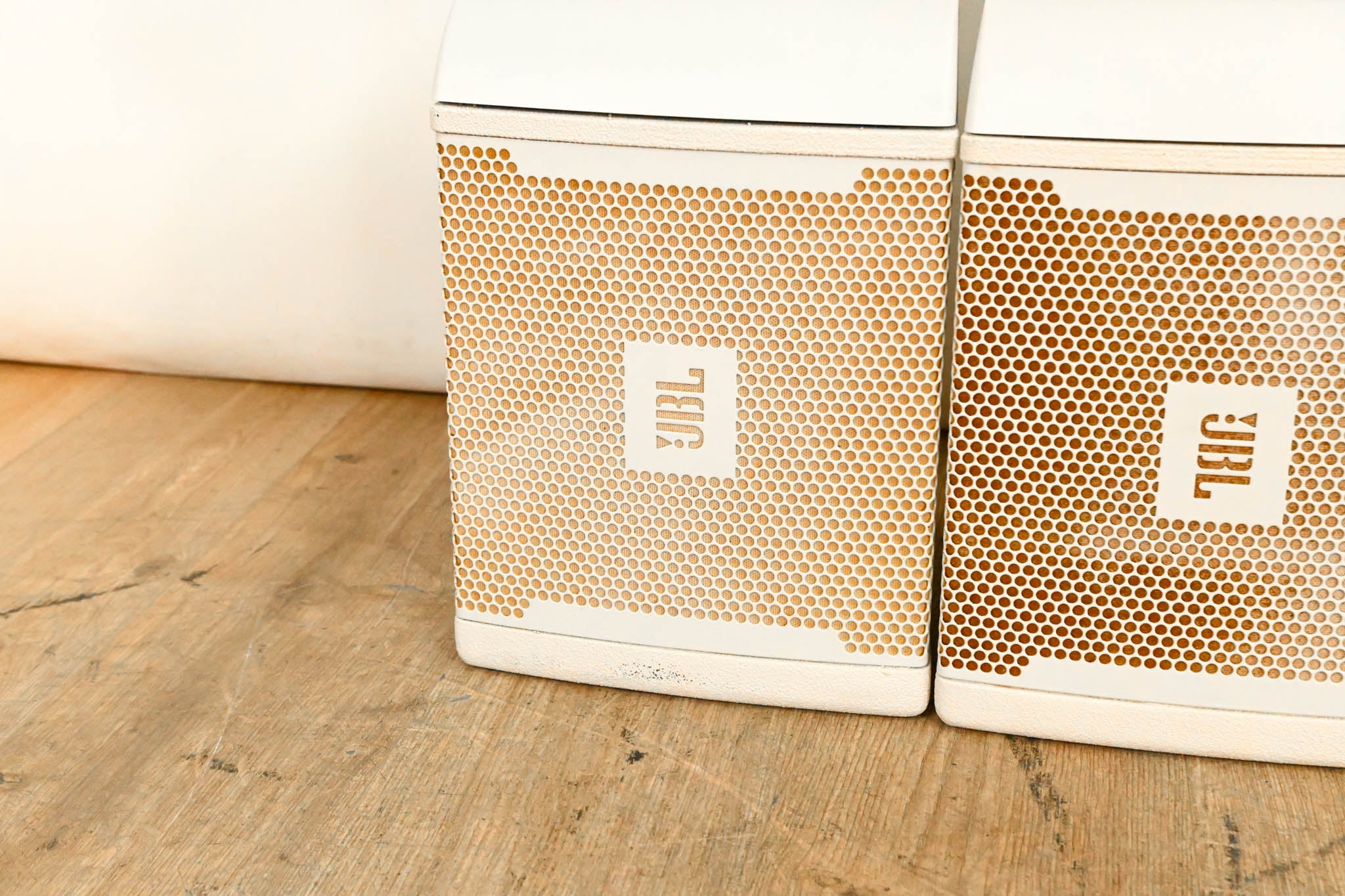 JBL VRX928LA-WH 8" Two-Way Line Array Loudspeaker System (PAIR)