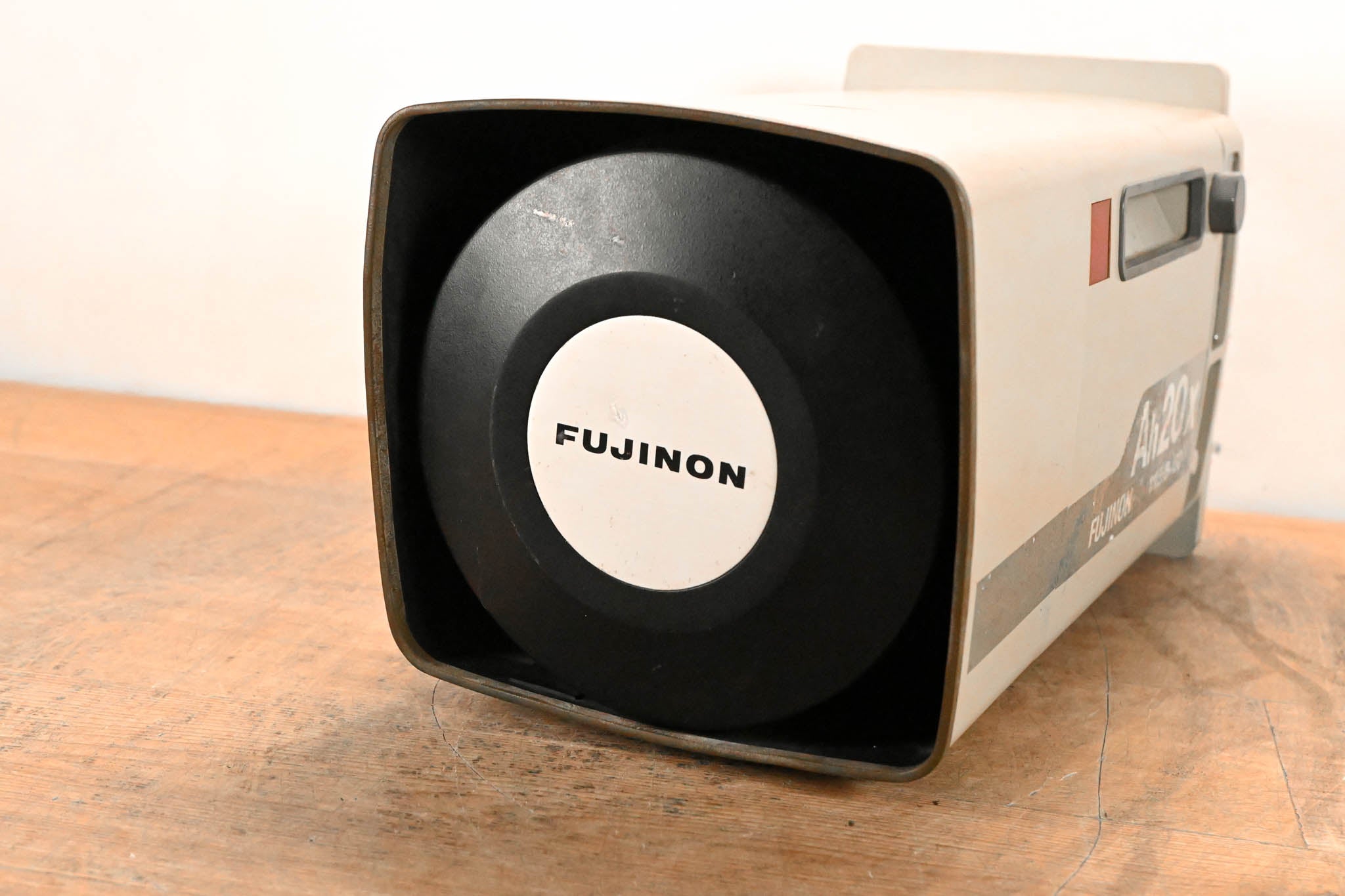 Fujinon Ah20x8 BESM-17RB Broadcast Lens - 1:1.5/8-160mm