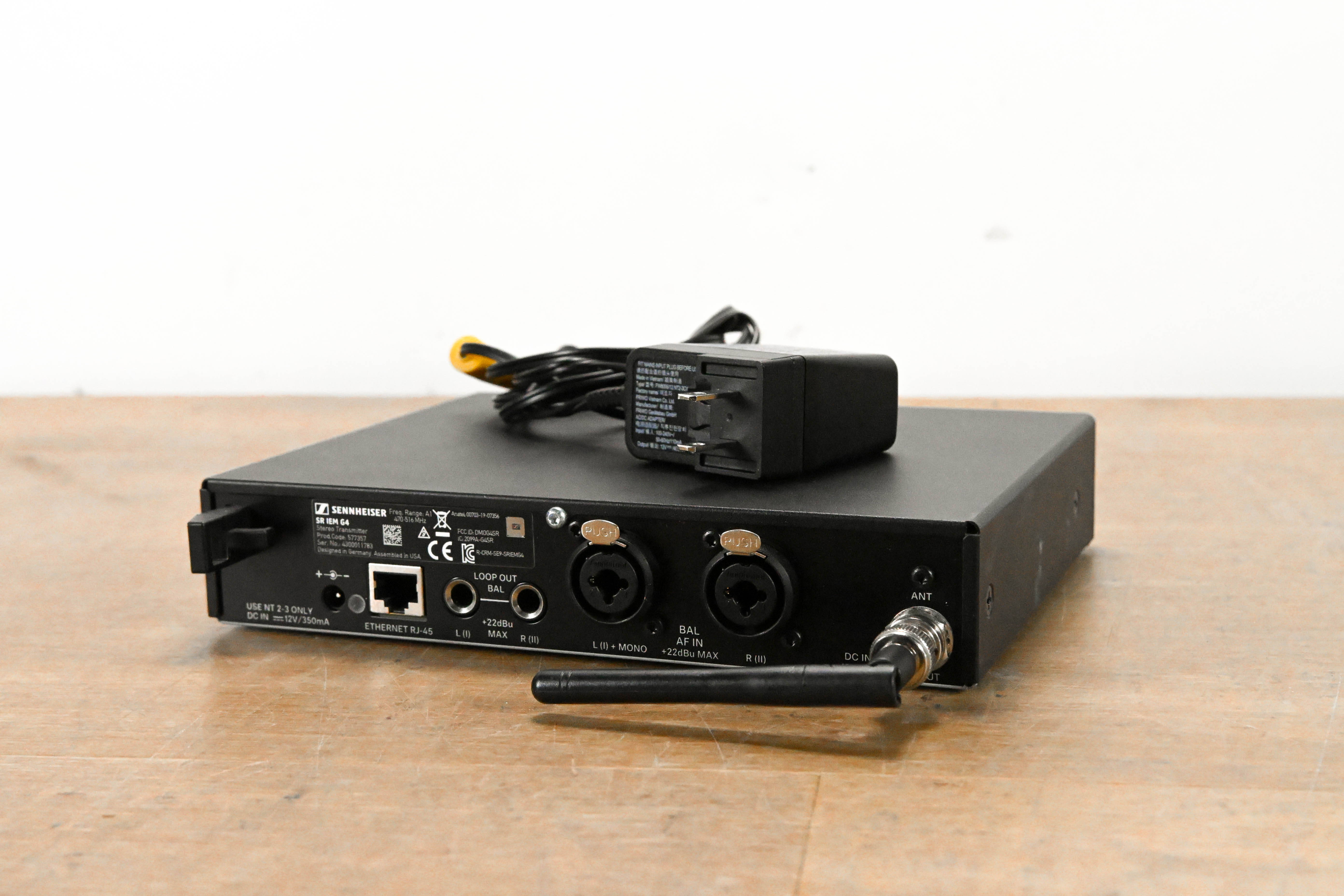 Sennheiser SR IEM G4 Wireless IEM Transmitter - A1 Range: 470-516 MHz