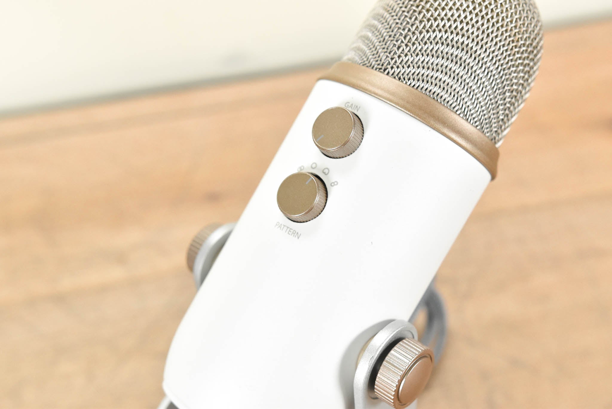 Blue Yeti Multi-pattern USB Condenser Microphone