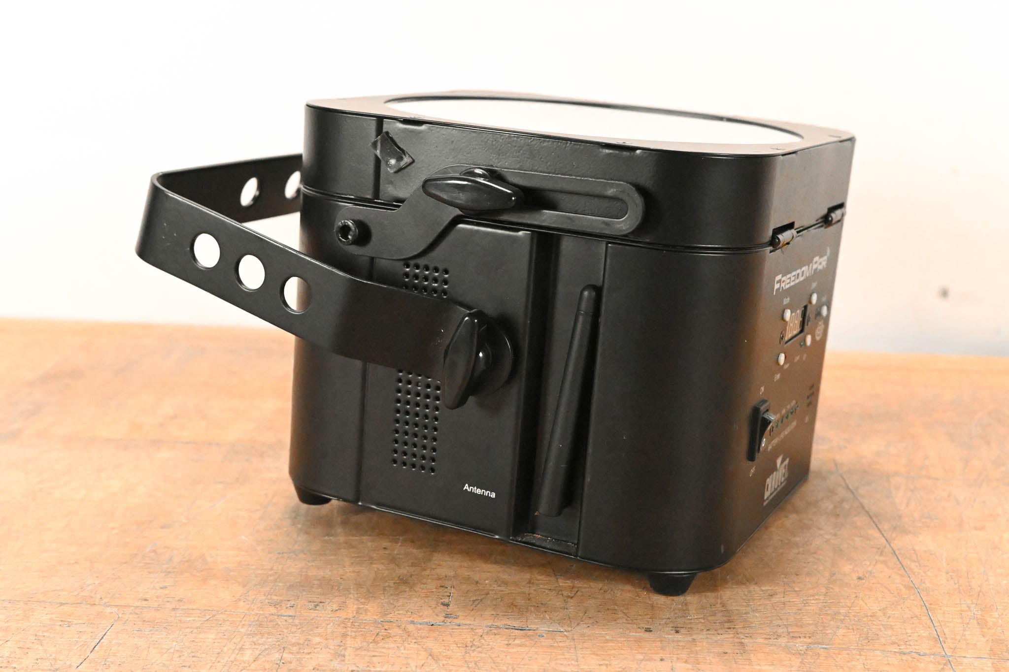 Chauvet Freedom Par RGBA Wireless LED Par