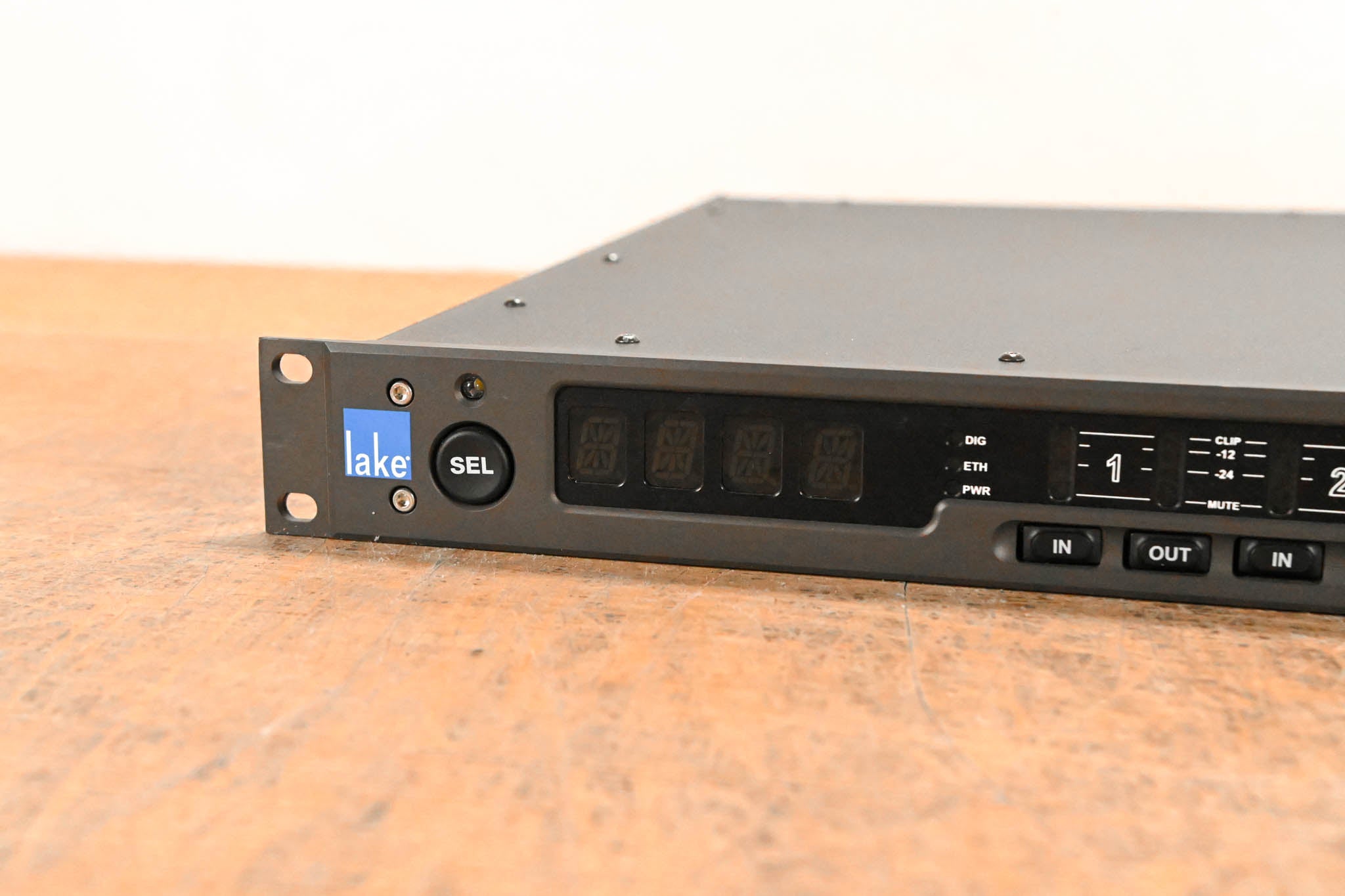 Lake Technology Mesa Quad EQ 4×4 Digital Matrix Processor