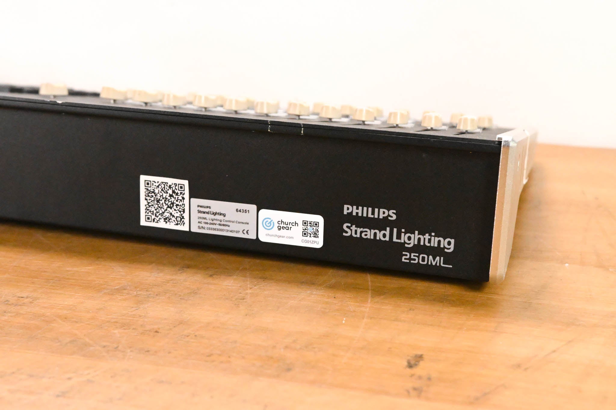 Philips Strand Lighting 250ML Lighting Control Console (NO POWER SUPPLY)