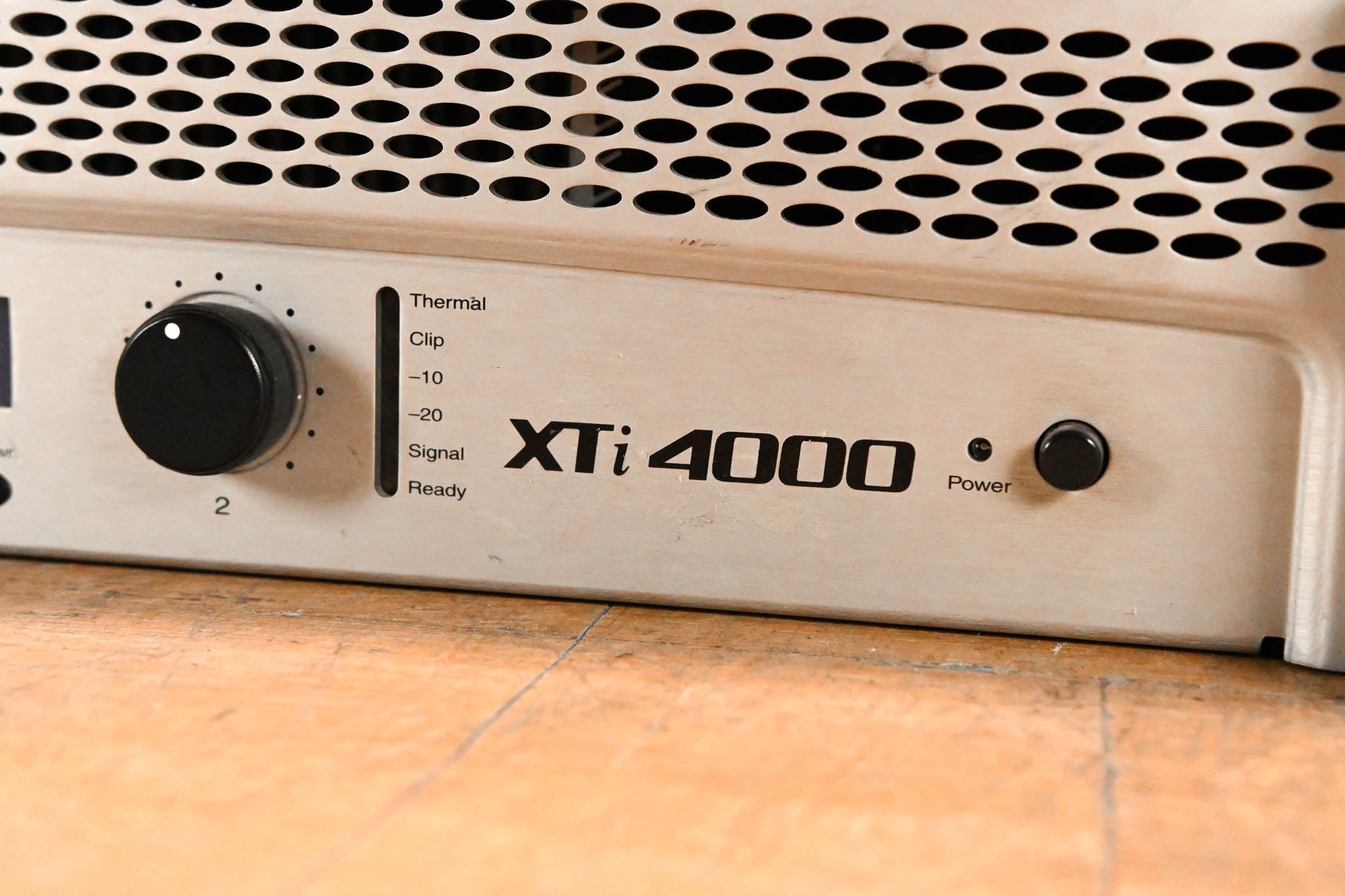 Crown XTi 4000 Stereo Power Amplifier with DSP