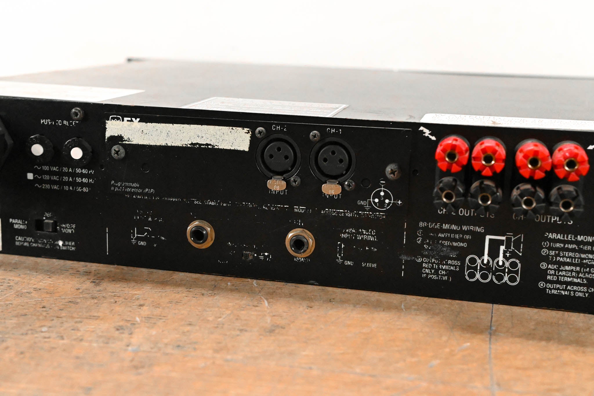 Crown Macro-Tech 3600VZ 2-Channel Power Amplifier