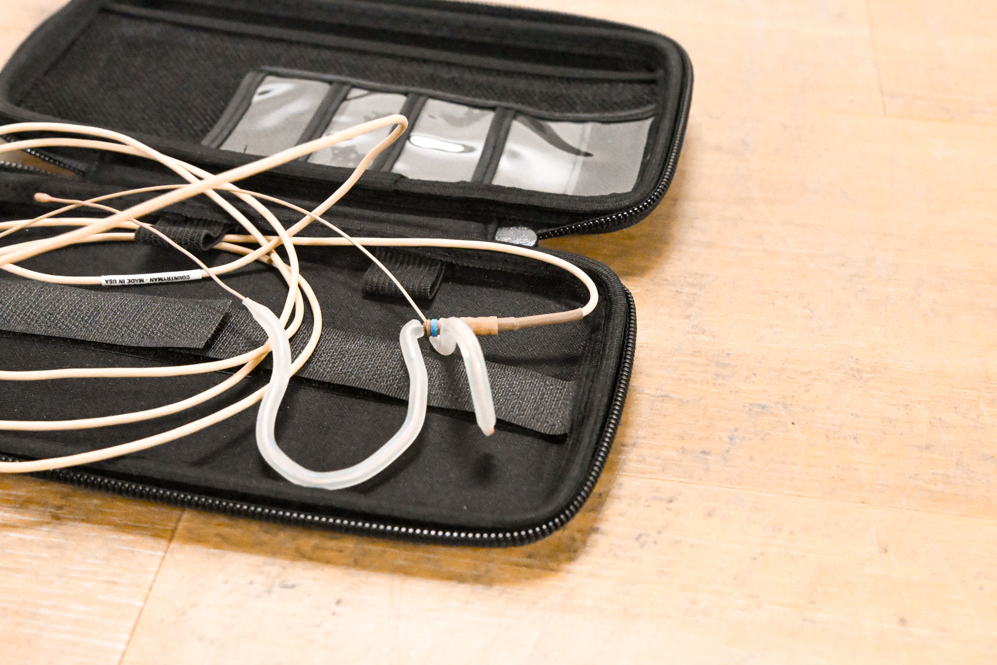 Countryman E6 Omnidirectional Earset Microphone w/ E6CABLEL2SL Cable