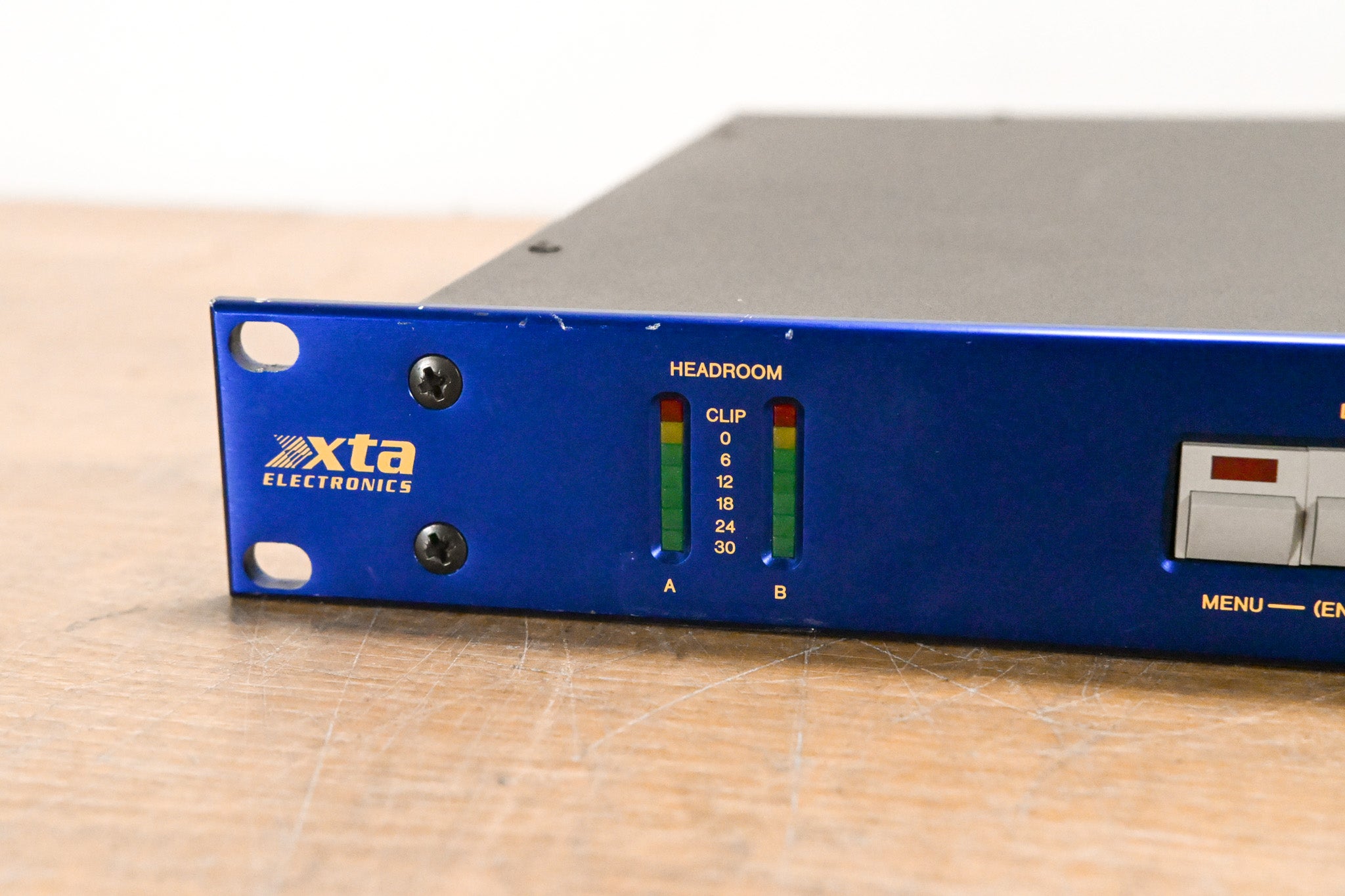 Xta Electronics DP200 Digital Equaliser