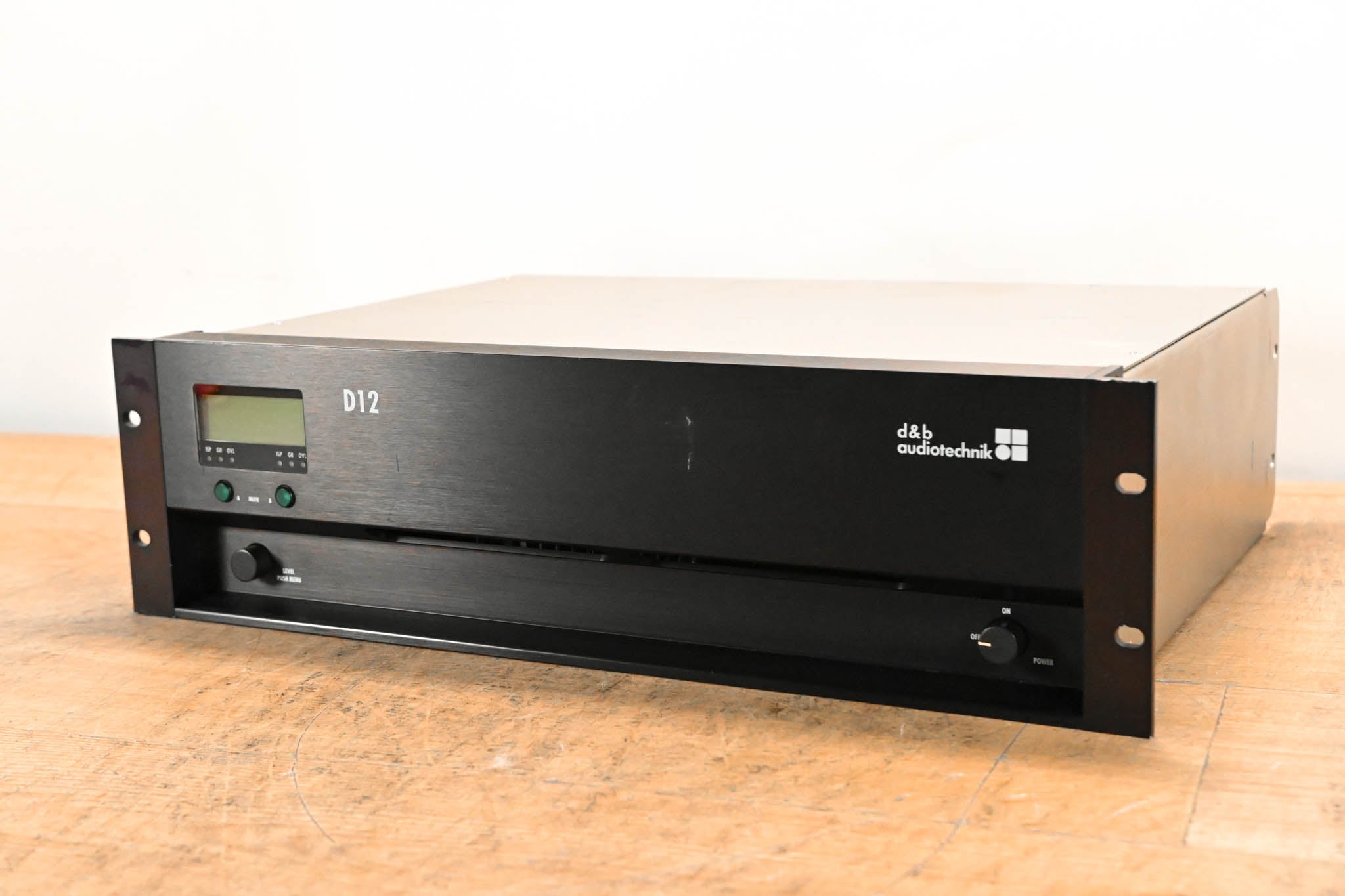 d&b audiotechnik D12 Dual-Channel Power Amplifier