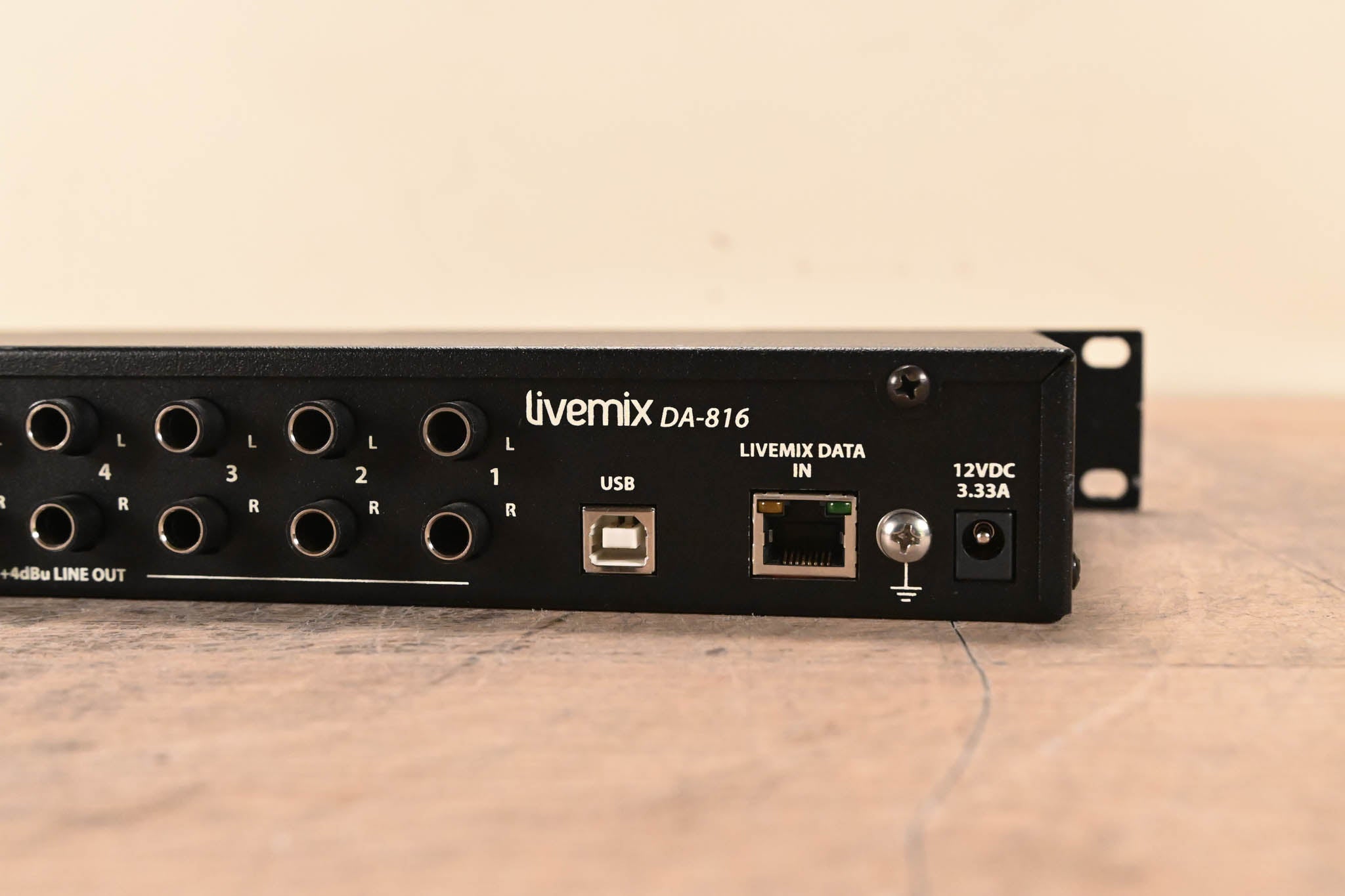 Digital Audio Labs Livemix DA-816 Analog Output Unit (NO POWER SUPPLY)