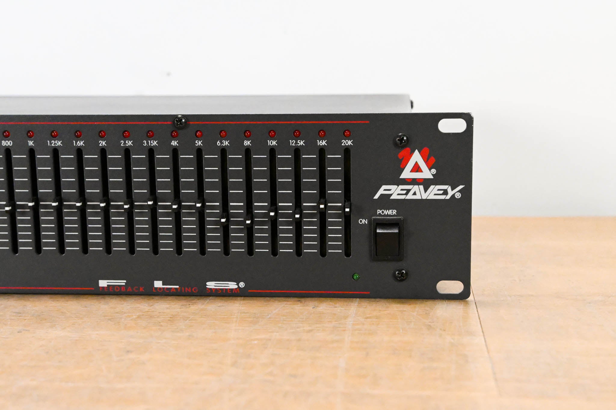 Peavey QF 131 31-Band Graphic Equalizer