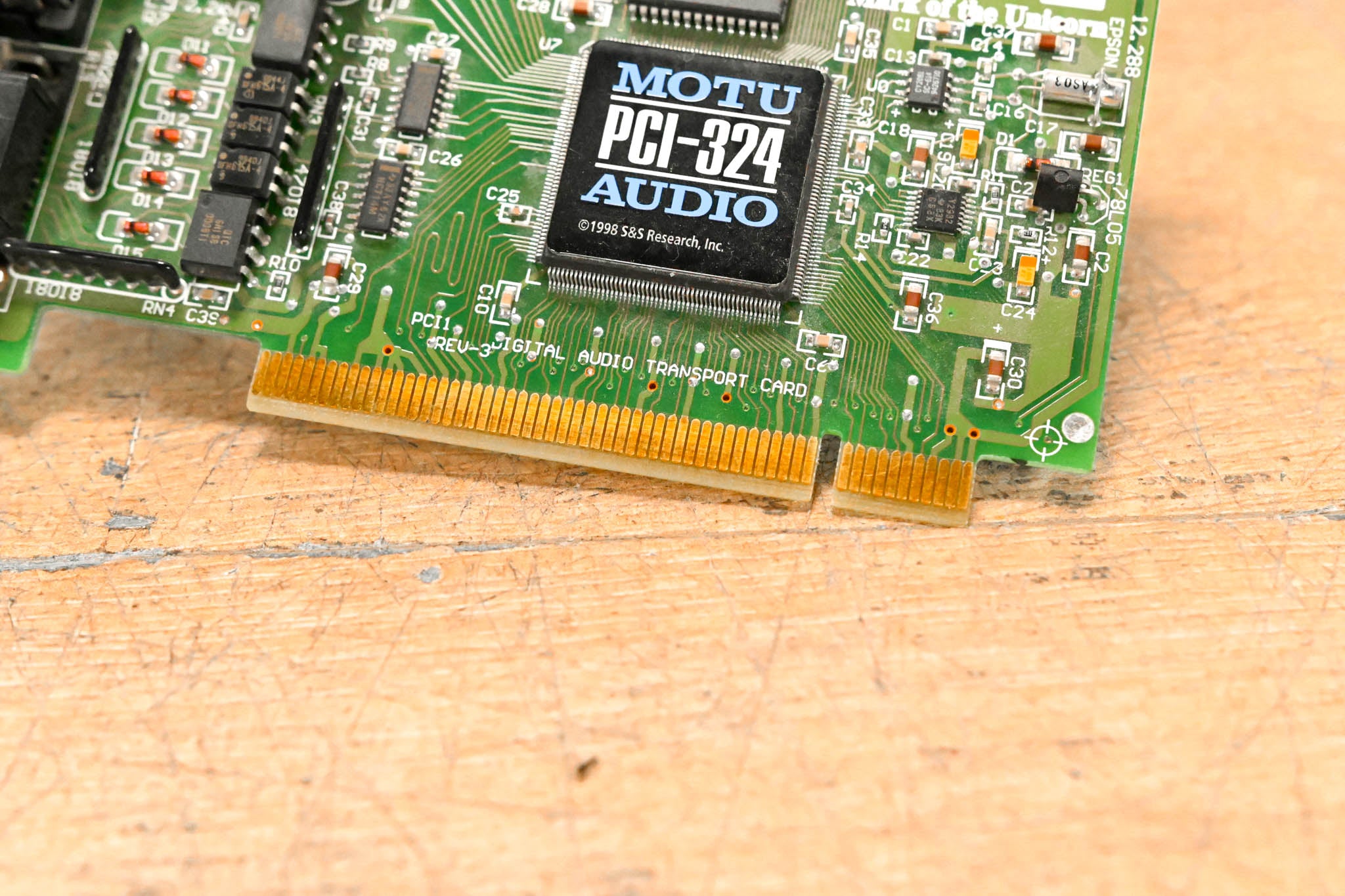MOTU PCI-324 72-Channel Cross-Platform PCI Card