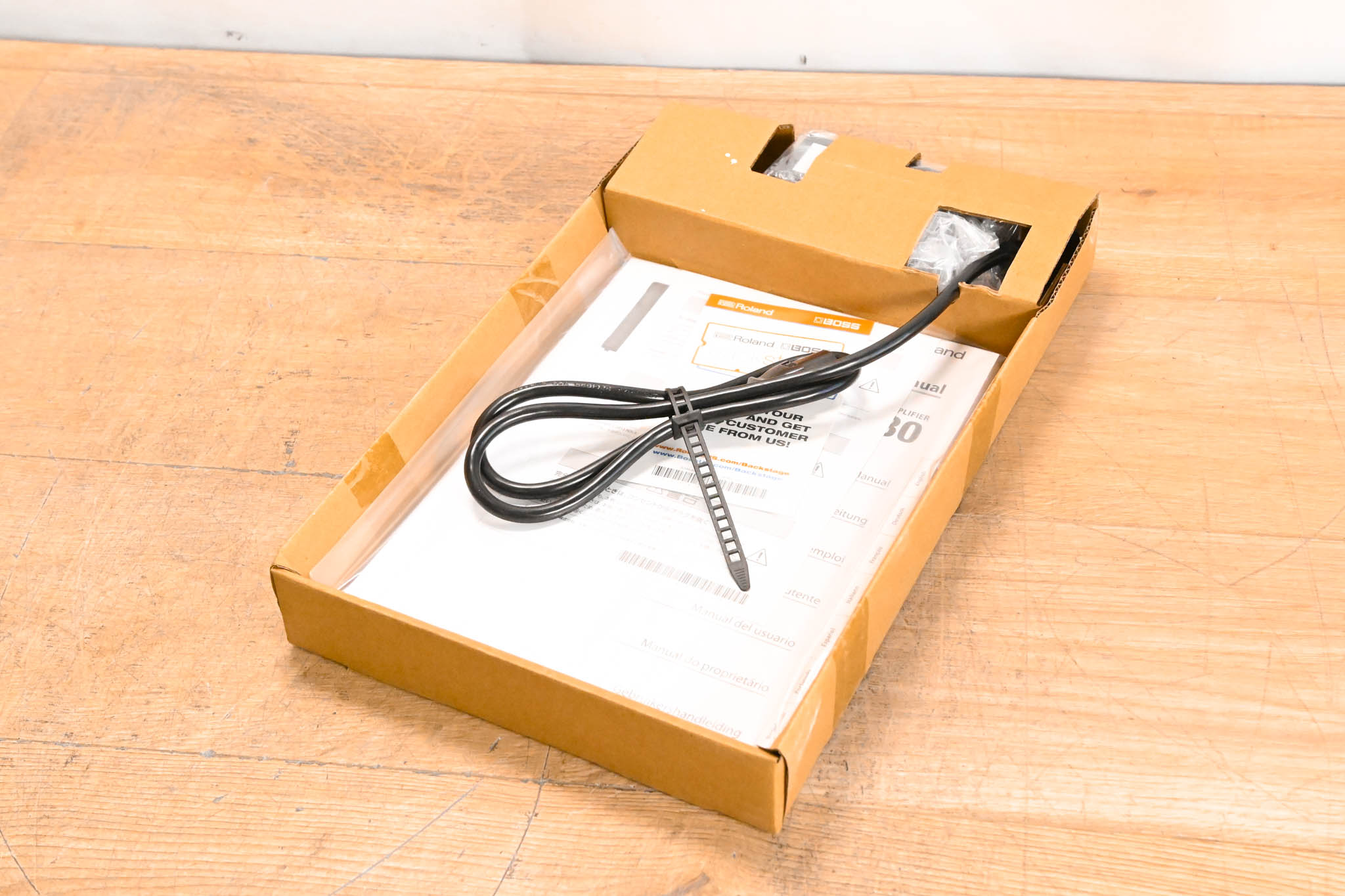 Roland BA-330 Portable Stereo PA System