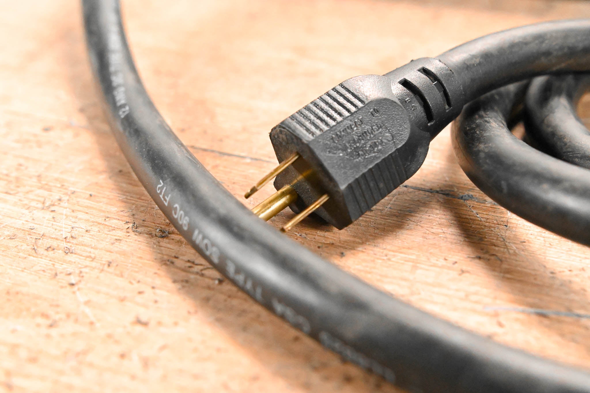 Crown Macro-Tech 36x12 2-Channel Power Amplifier