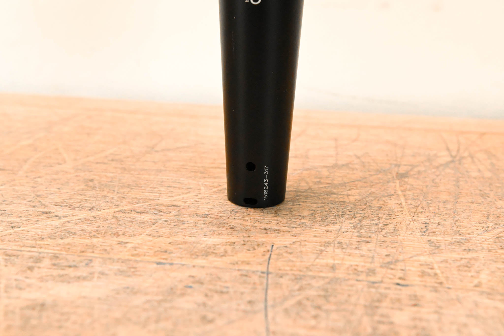 Audix i5 Cardioid Dynamic Instrument Microphone w/ CabGrabber Mic Clamp