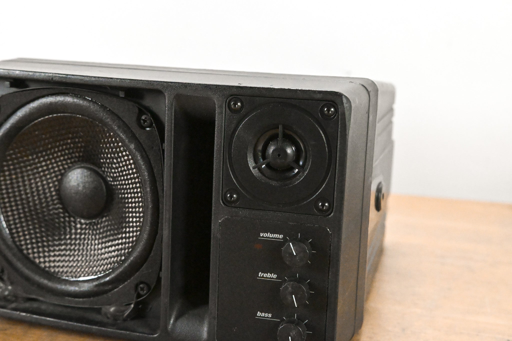 Anchor Audio AN-130 Speaker Monitor