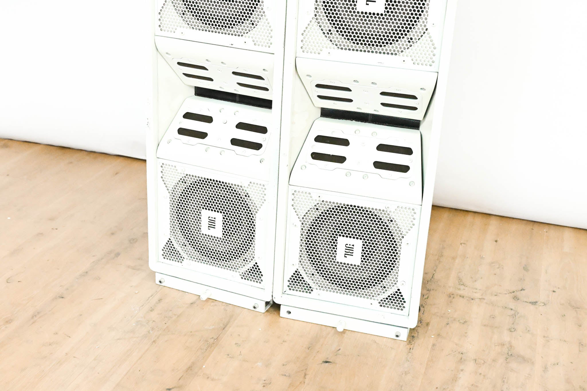 JBL VT4887 Compact Bi-Amplified 3-Way Line Array Element (PAIR)