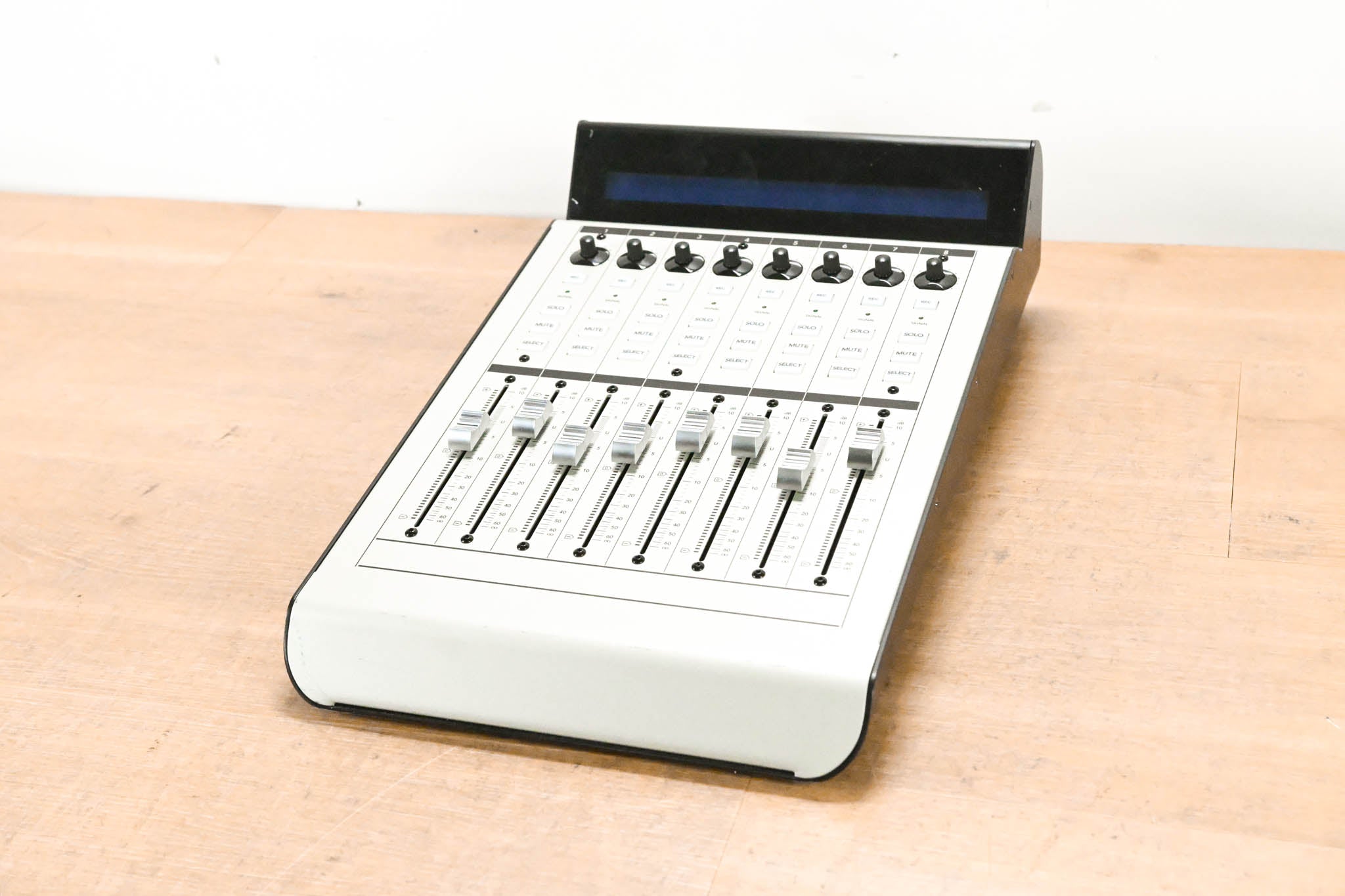 Mackie XT Pro Control Surface Extension (NO POWER SUPPLY)