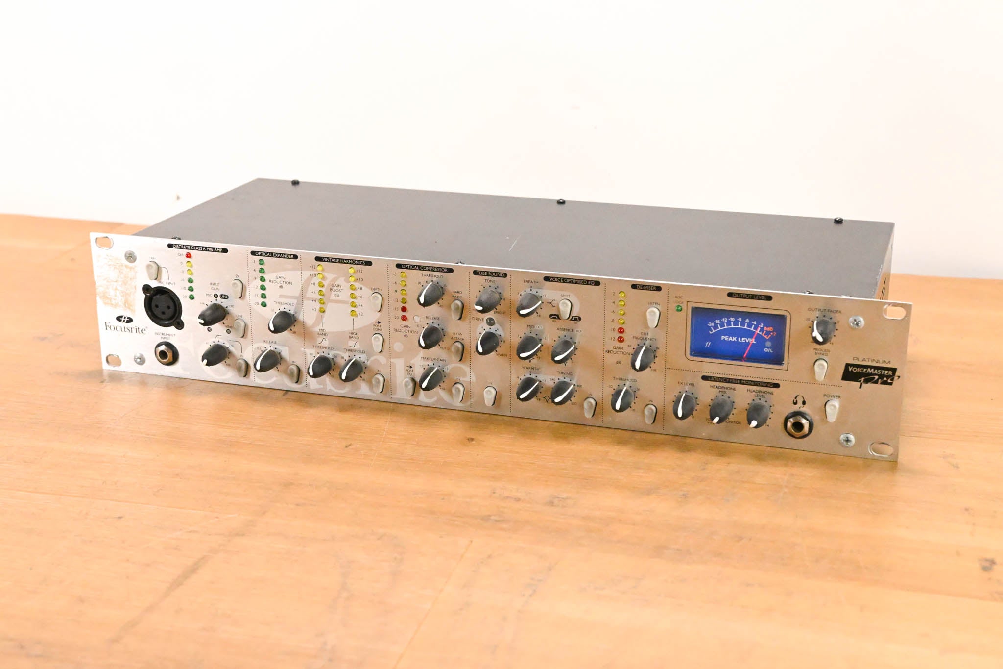 Focusrite Platinum VoiceMaster Pro One-Channel Mic Preamp