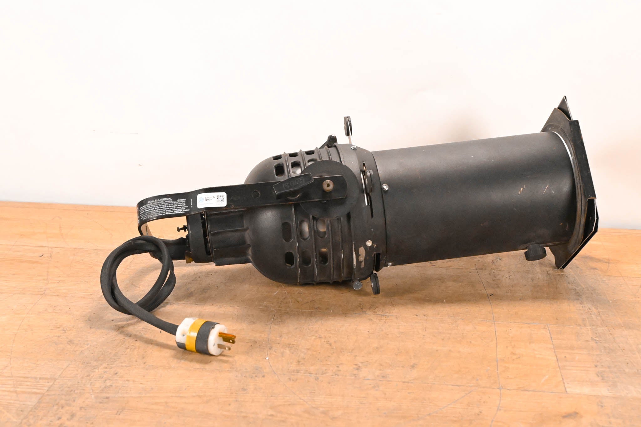 Altman 360Q 6" x 12" 750W Ellipsoidal Light