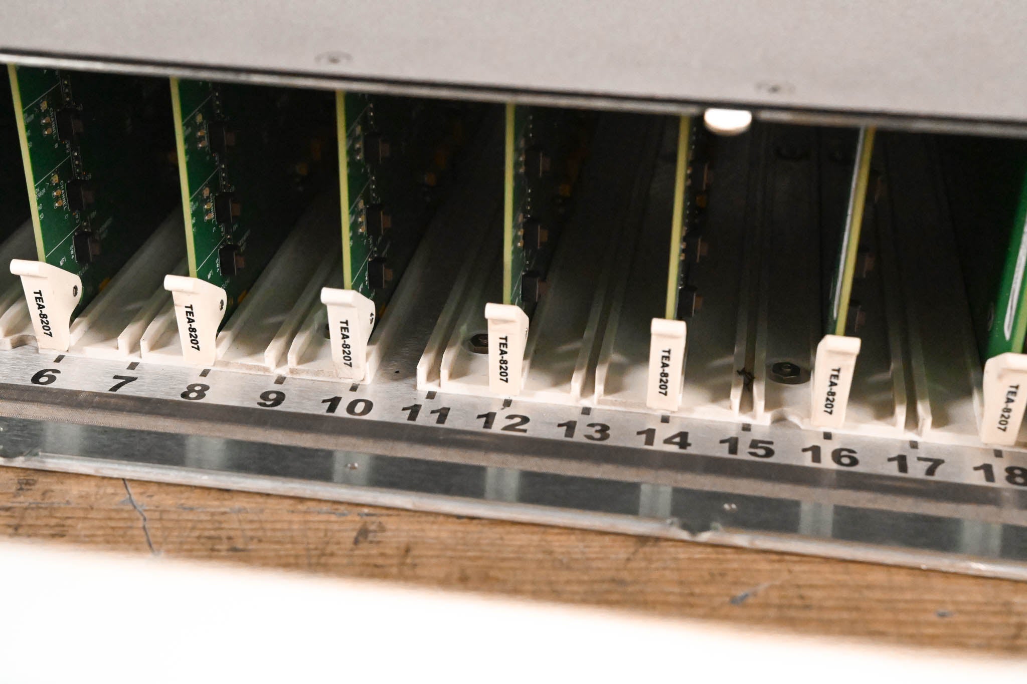 Ross DFR-8321 OpenGear 2RU Module Frame with Cards