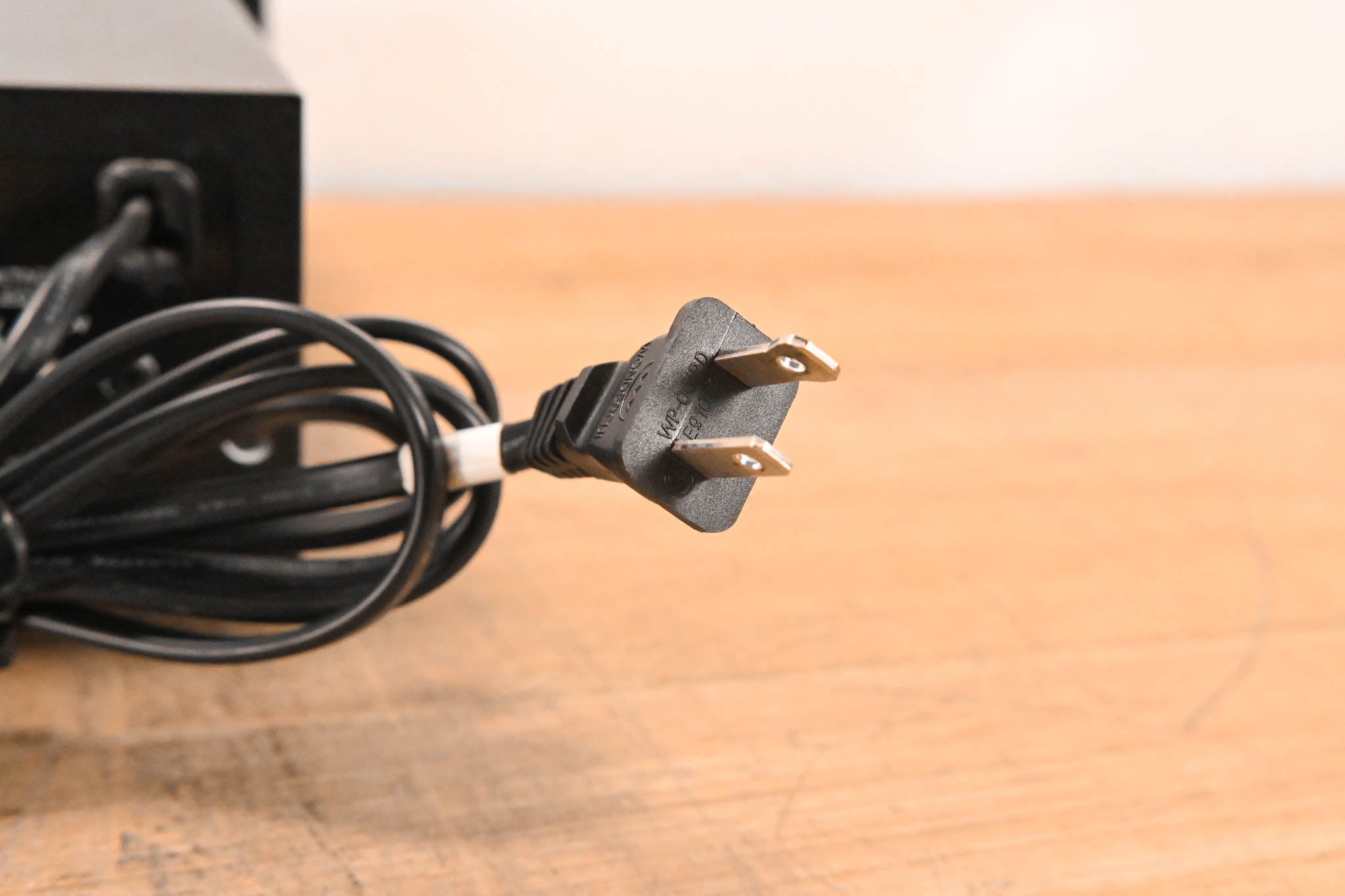 TASCAM CD-200i Rackmountable CD Player with iPod Dock