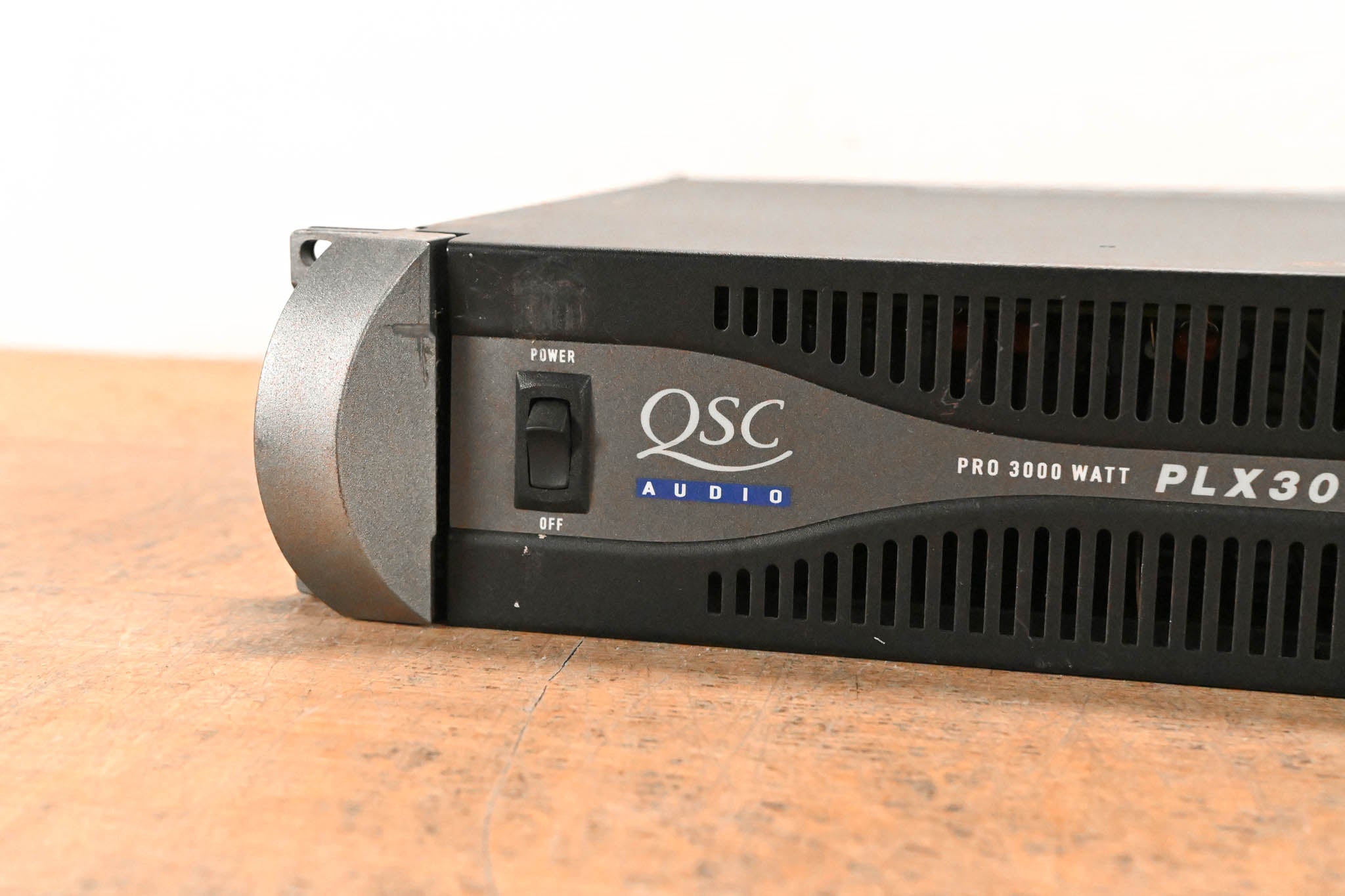 QSC PLX3002 2-Channel Power Amplifier
