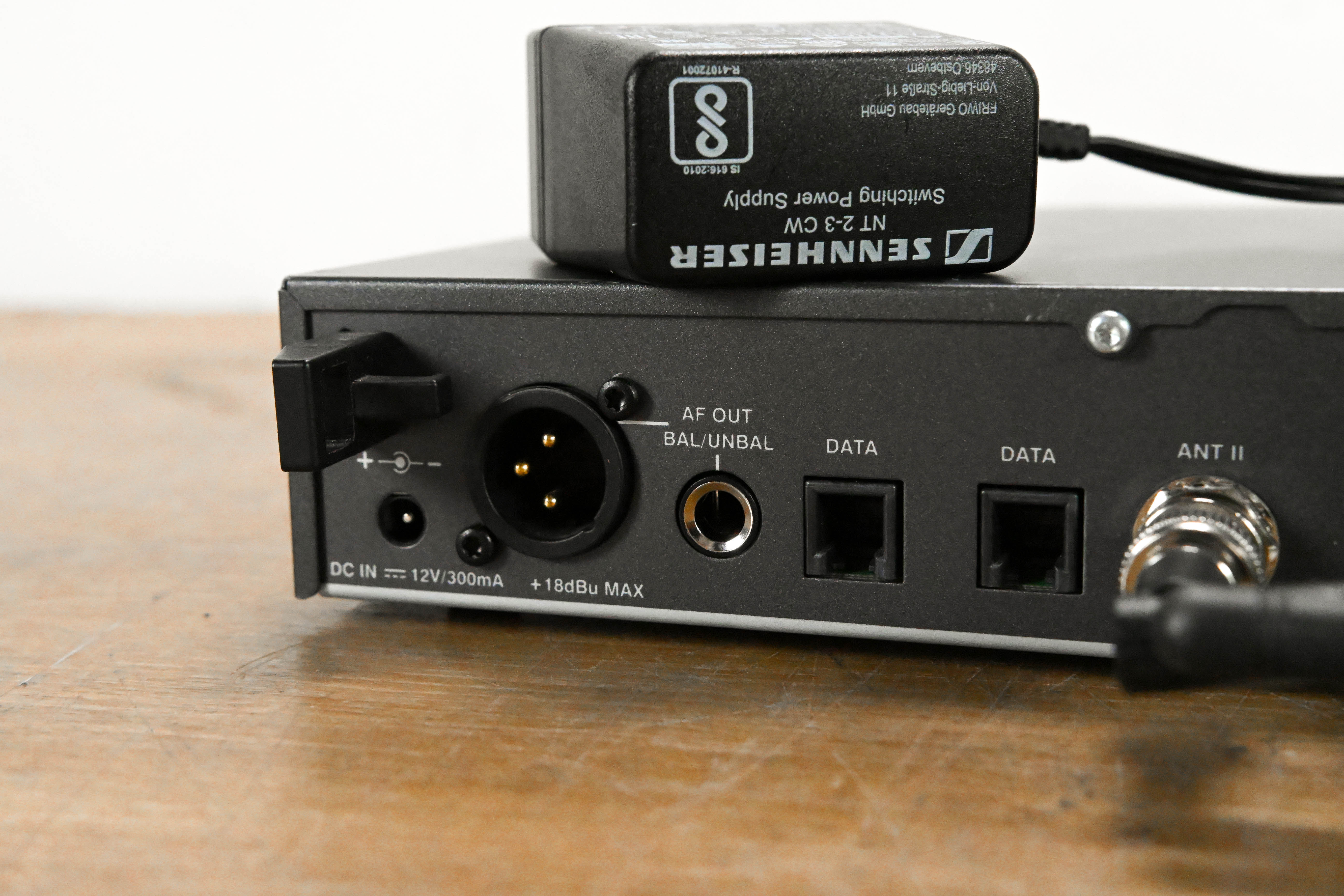 Sennheiser ew 100 G3 Handheld Wireless System - A Range: 516-558 MHz