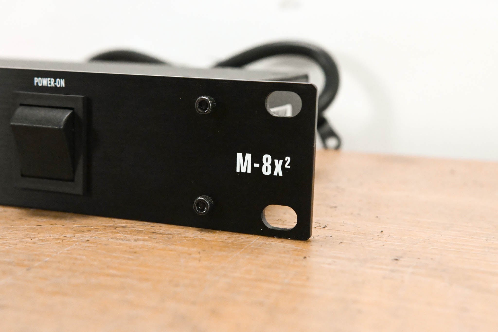 Furman M-8x2 8-Outlet Power Conditioner